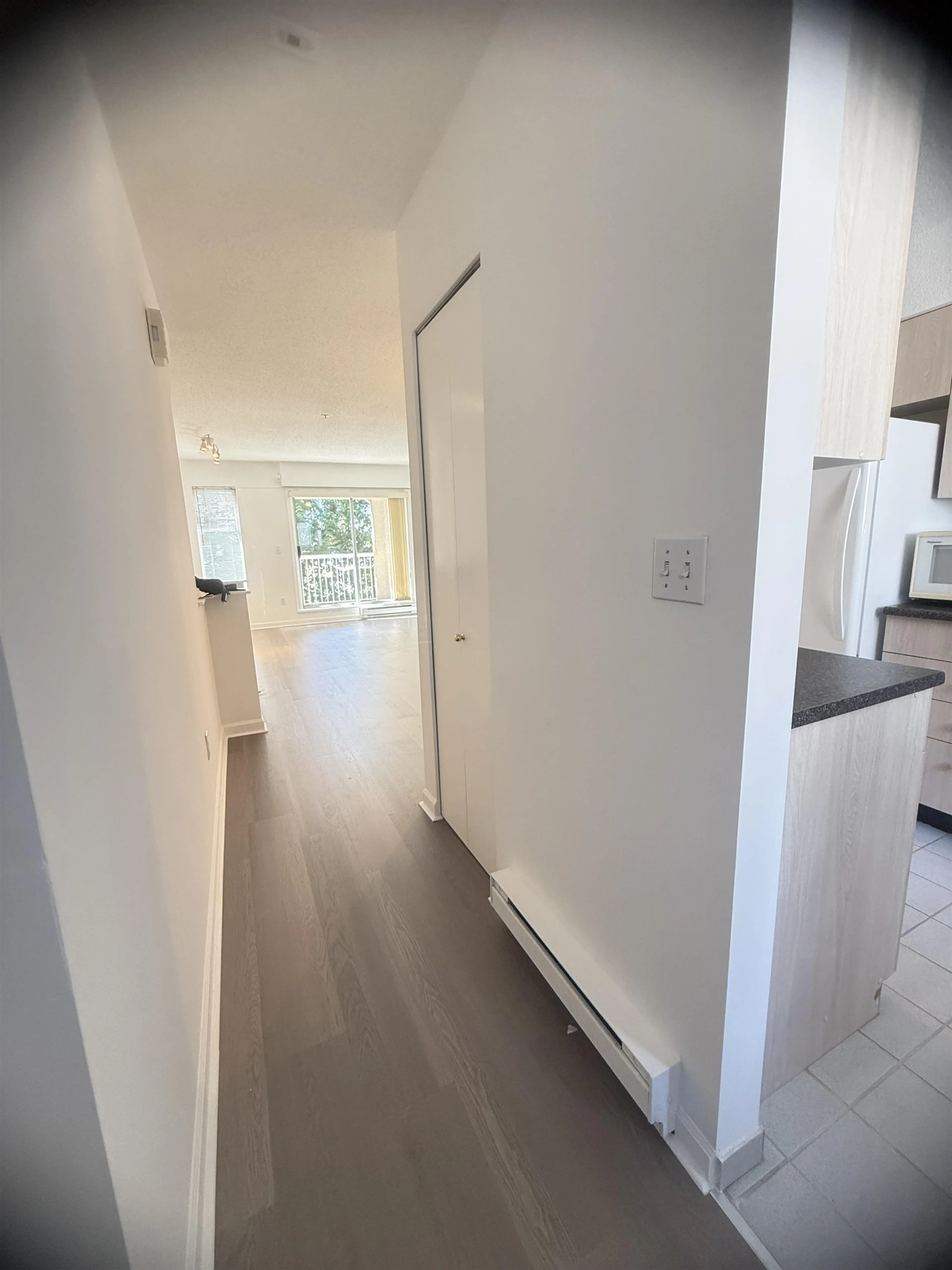 Property at #202 3683 WELLINGTON AVENUE, Vancouver, BC