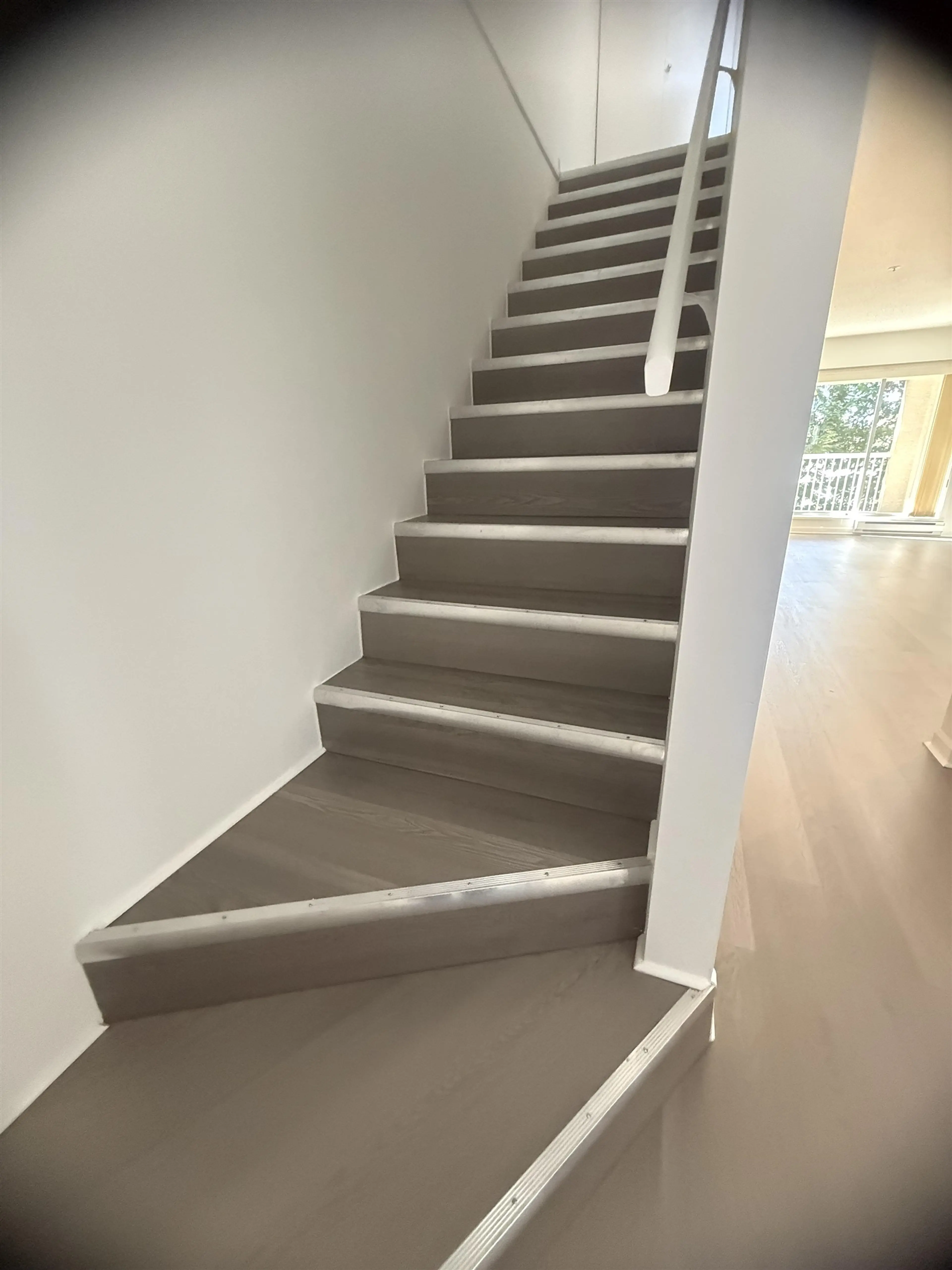 Property at #202 3683 WELLINGTON AVENUE, Vancouver, BC