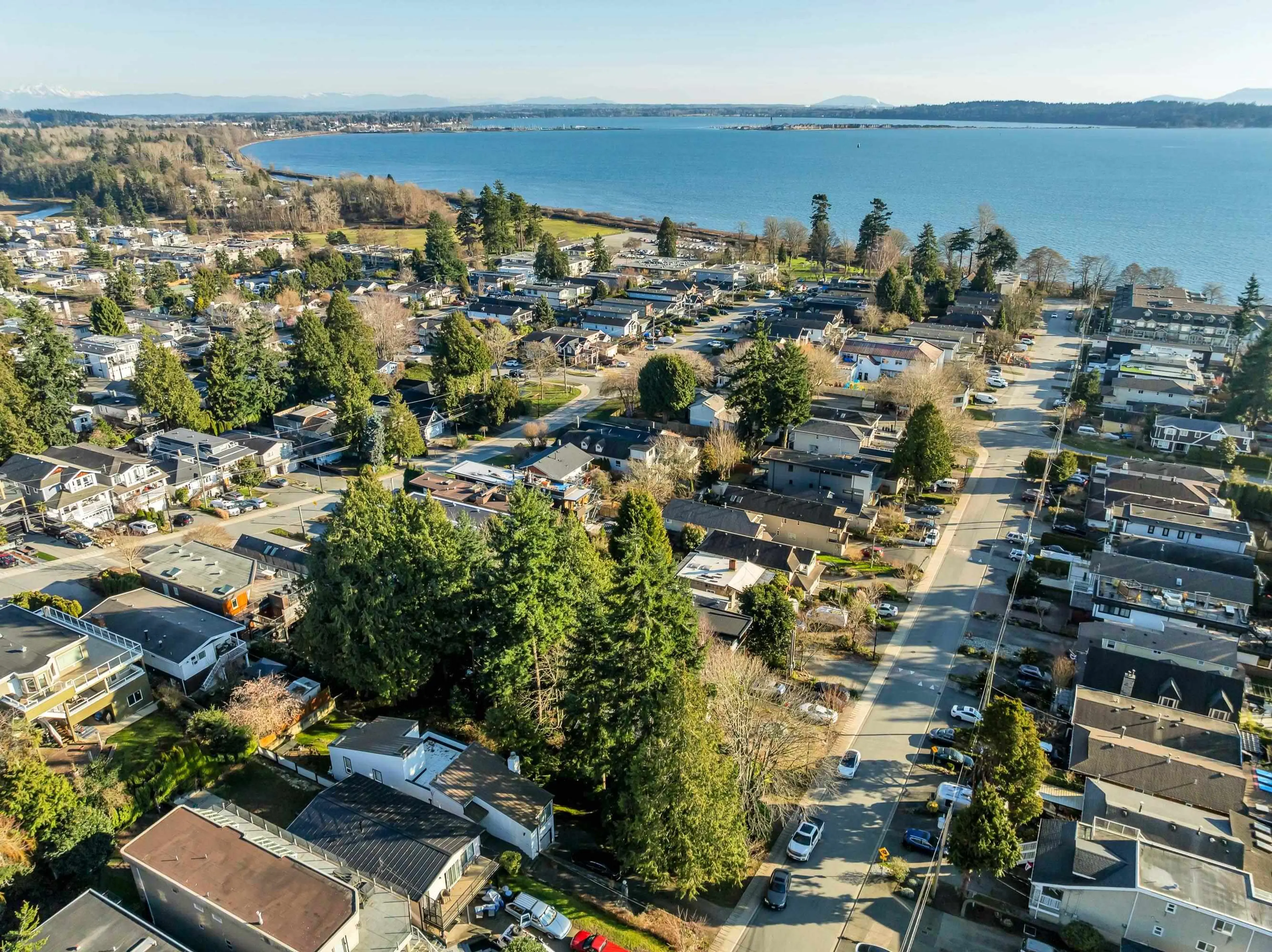 Property at 966 MAPLE STREET, White Rock, BC