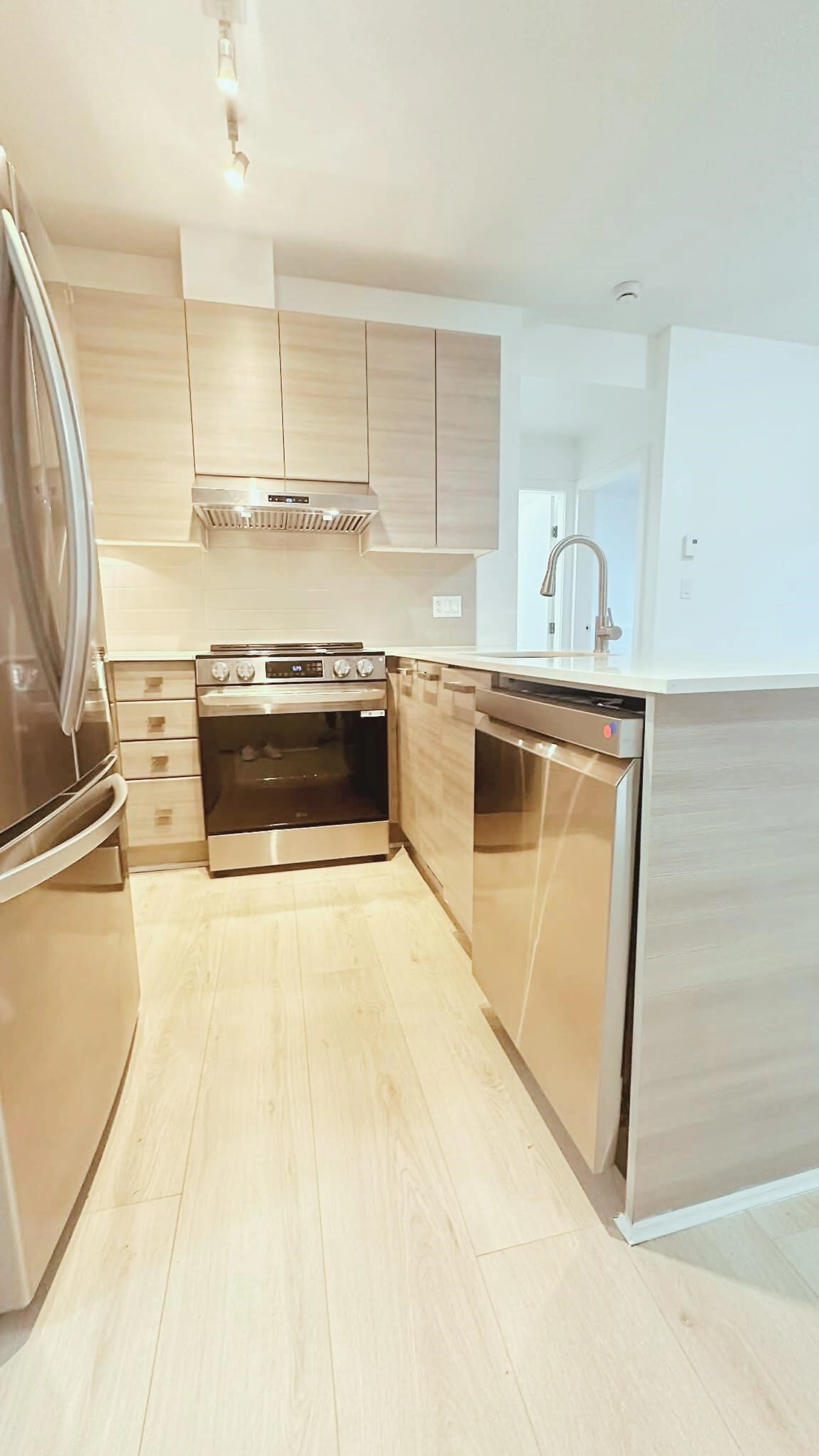 Property at #32 6965 HASTINGS STREET, Burnaby, BC