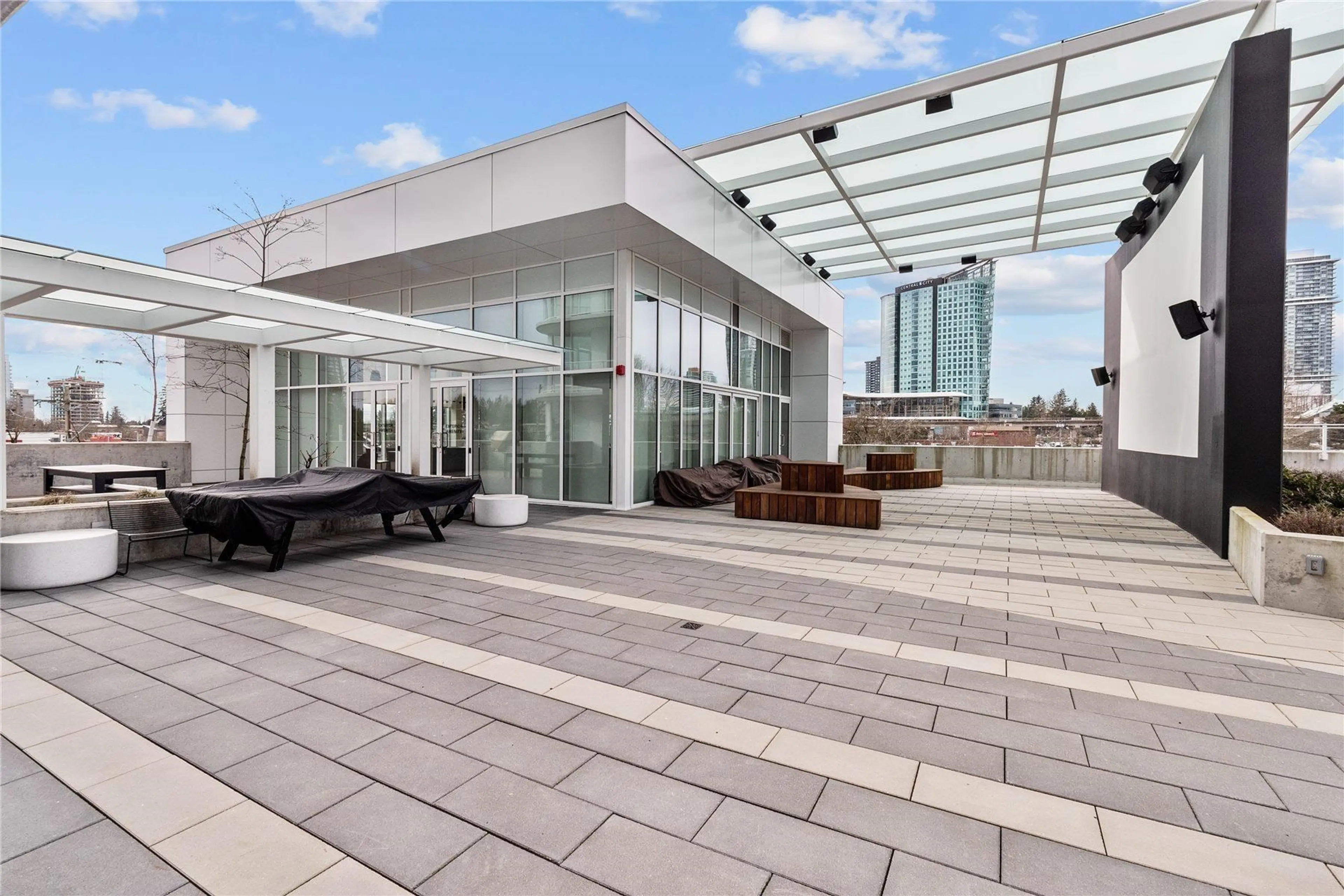 Property at #510 13685 102 AVENUE, Surrey, BC