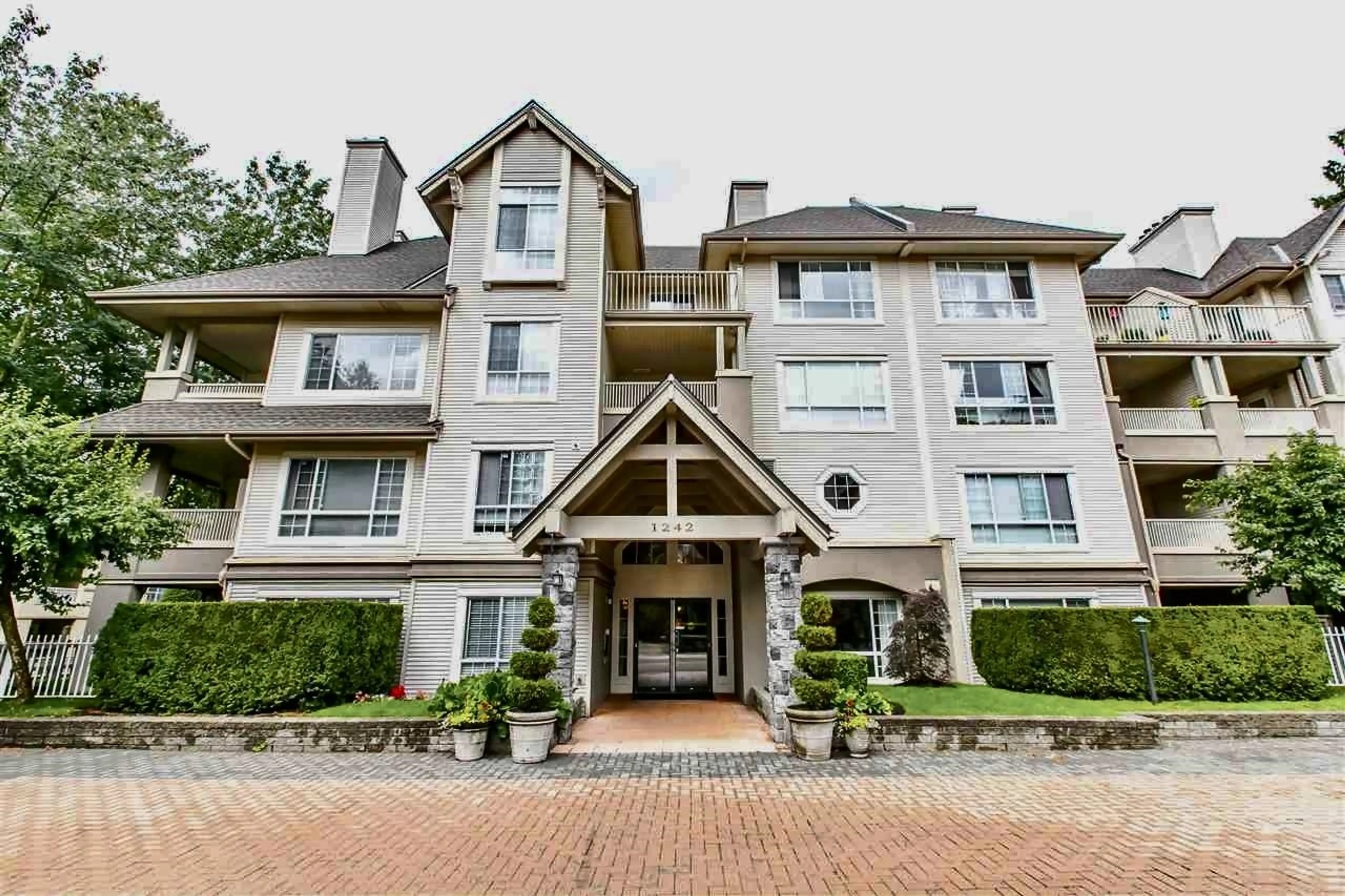 Property at #215 1242 TOWN CENTRE BOULEVARD, Coquitlam, BC
