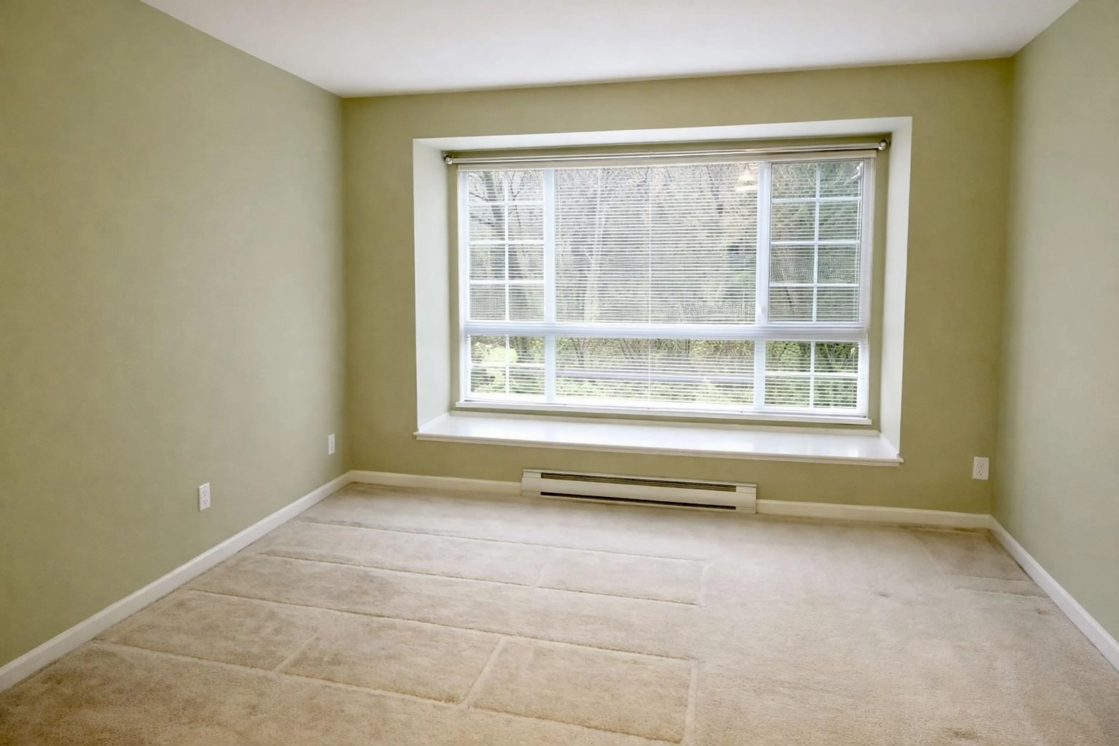 Property at #215 1242 TOWN CENTRE BOULEVARD, Coquitlam, BC