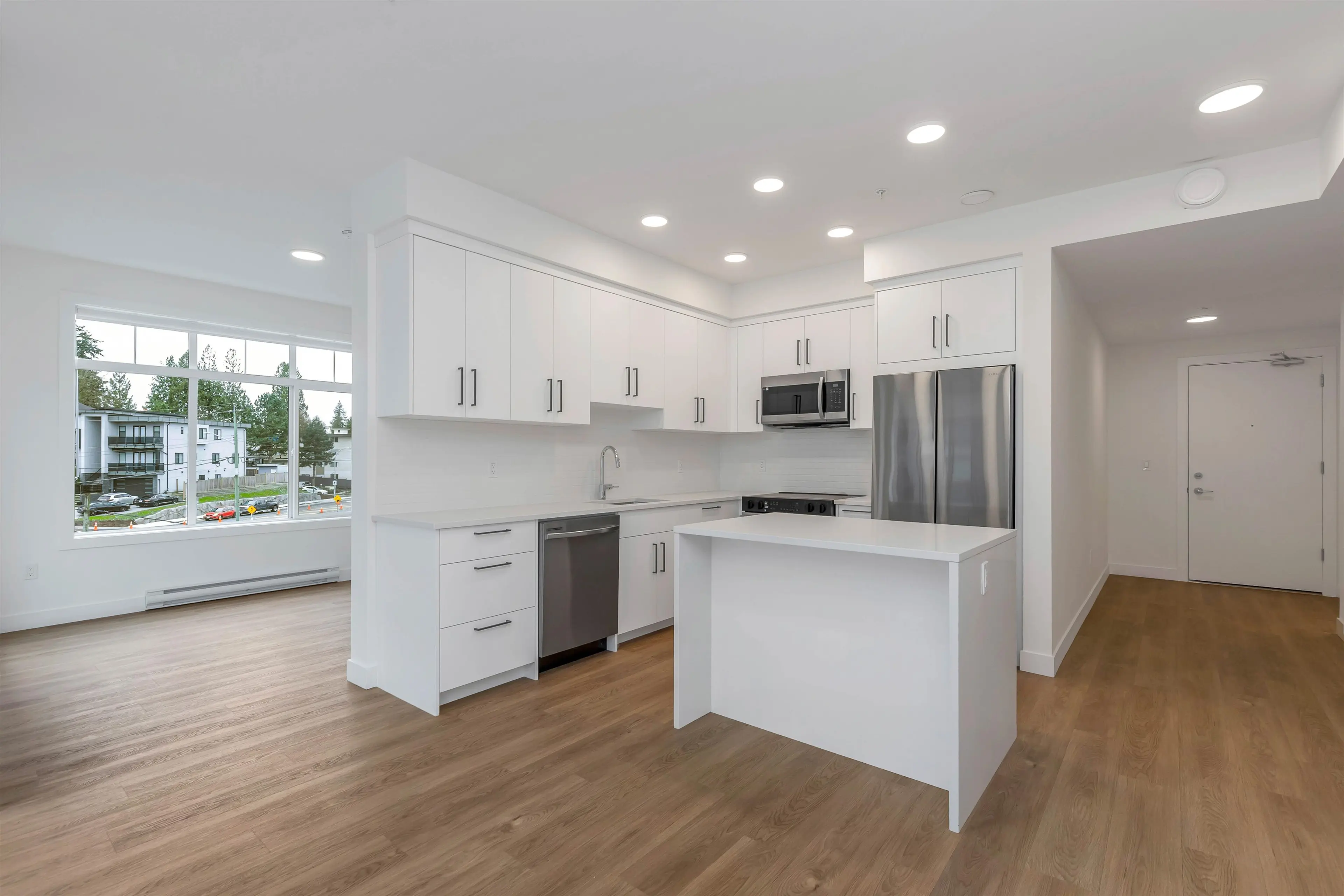 Property at #410 33816 SOUTH FRASER WAY, Abbotsford, BC