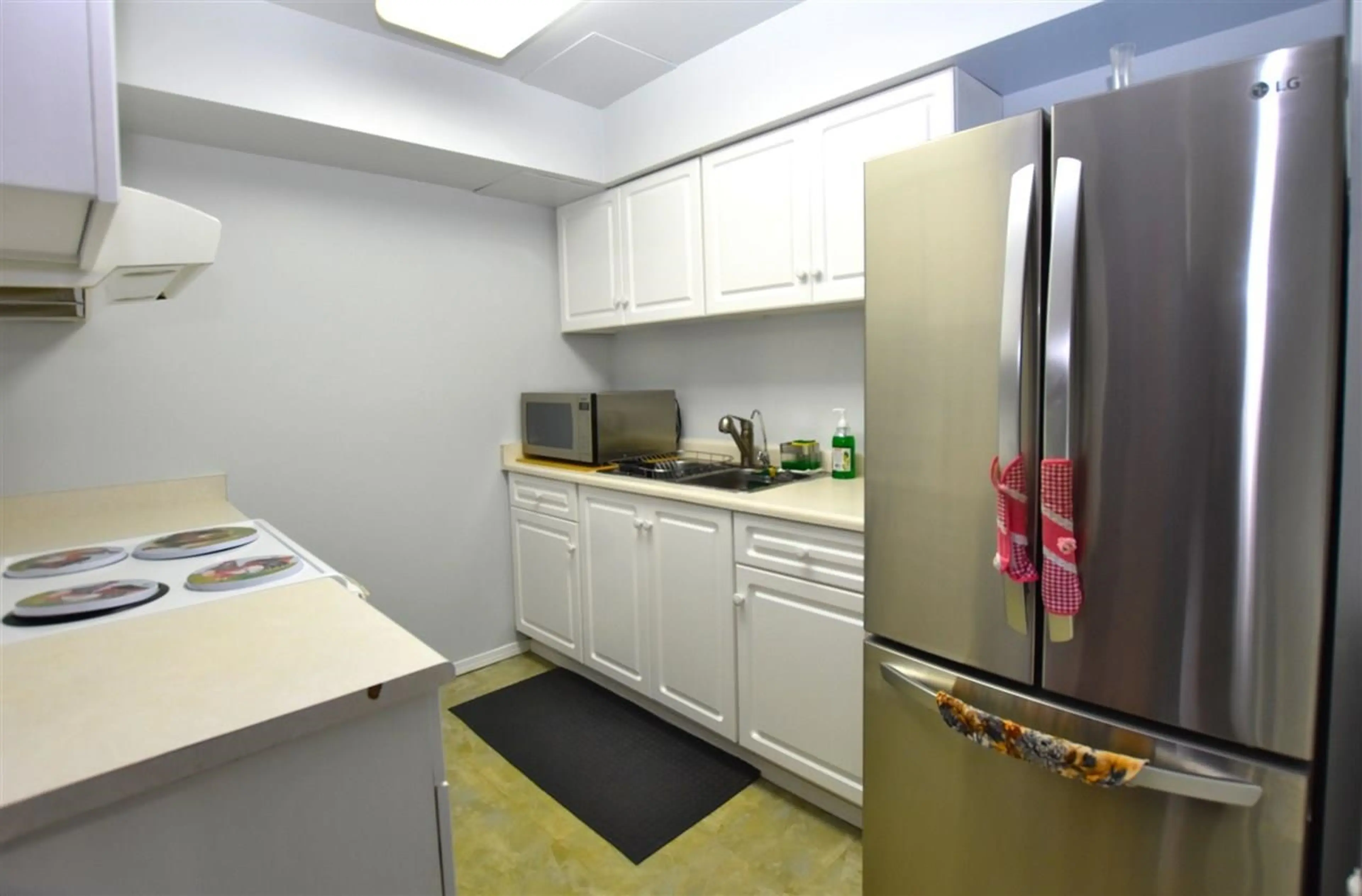 Property at 10527 HOLLY PARK LANE, Surrey, BC