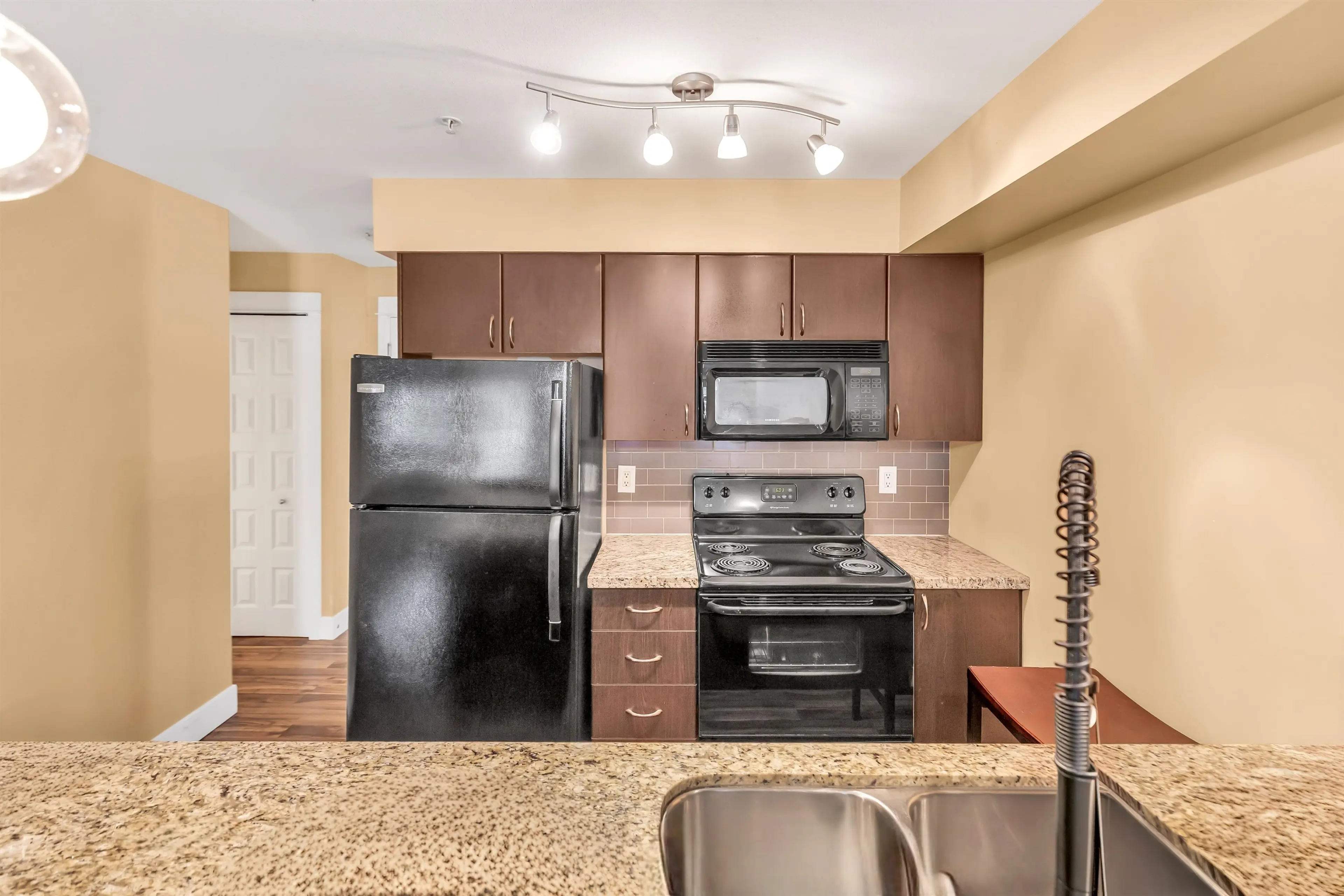 Property at #209 2515 PARK DRIVE, Abbotsford, BC