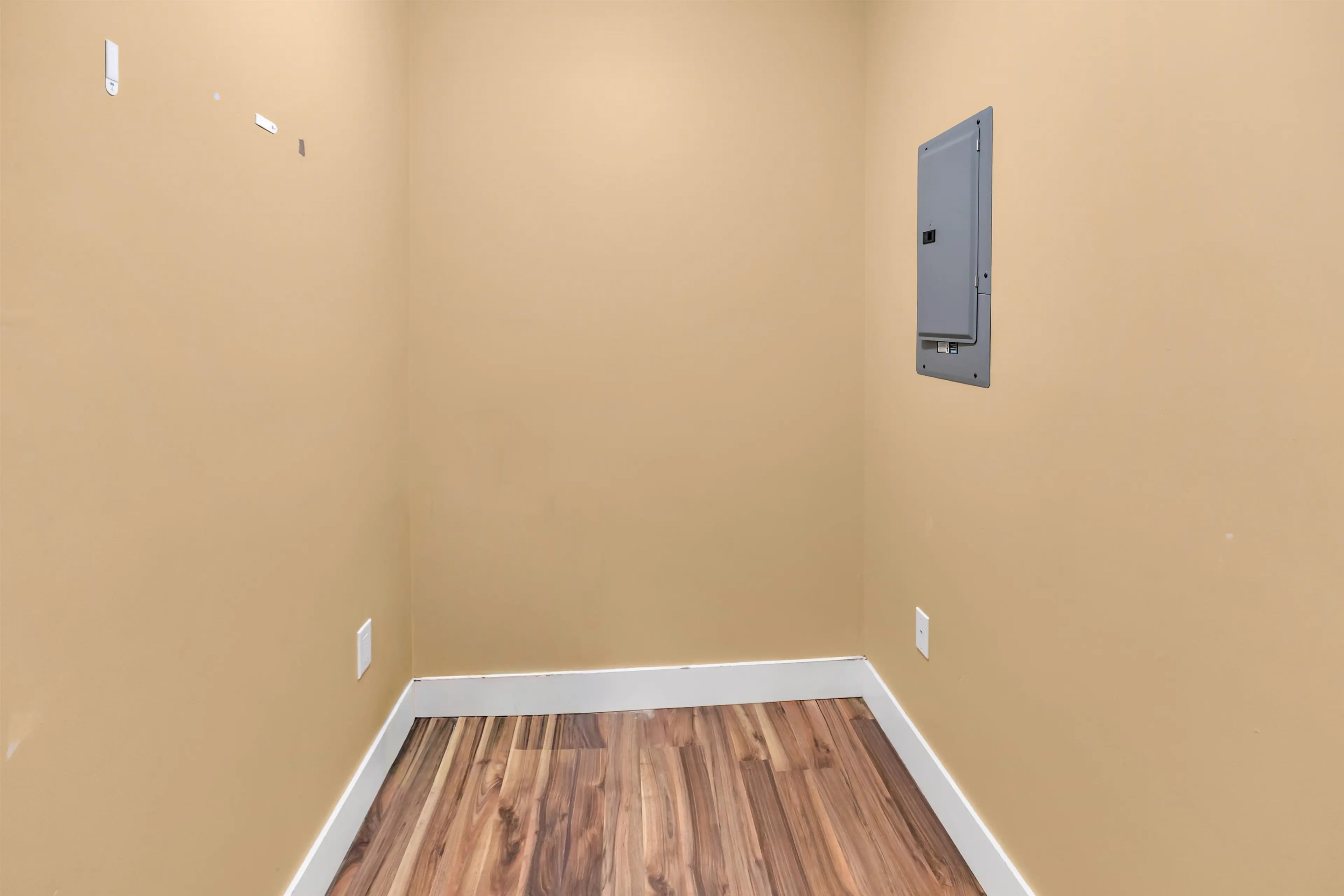 Property at #209 2515 PARK DRIVE, Abbotsford, BC