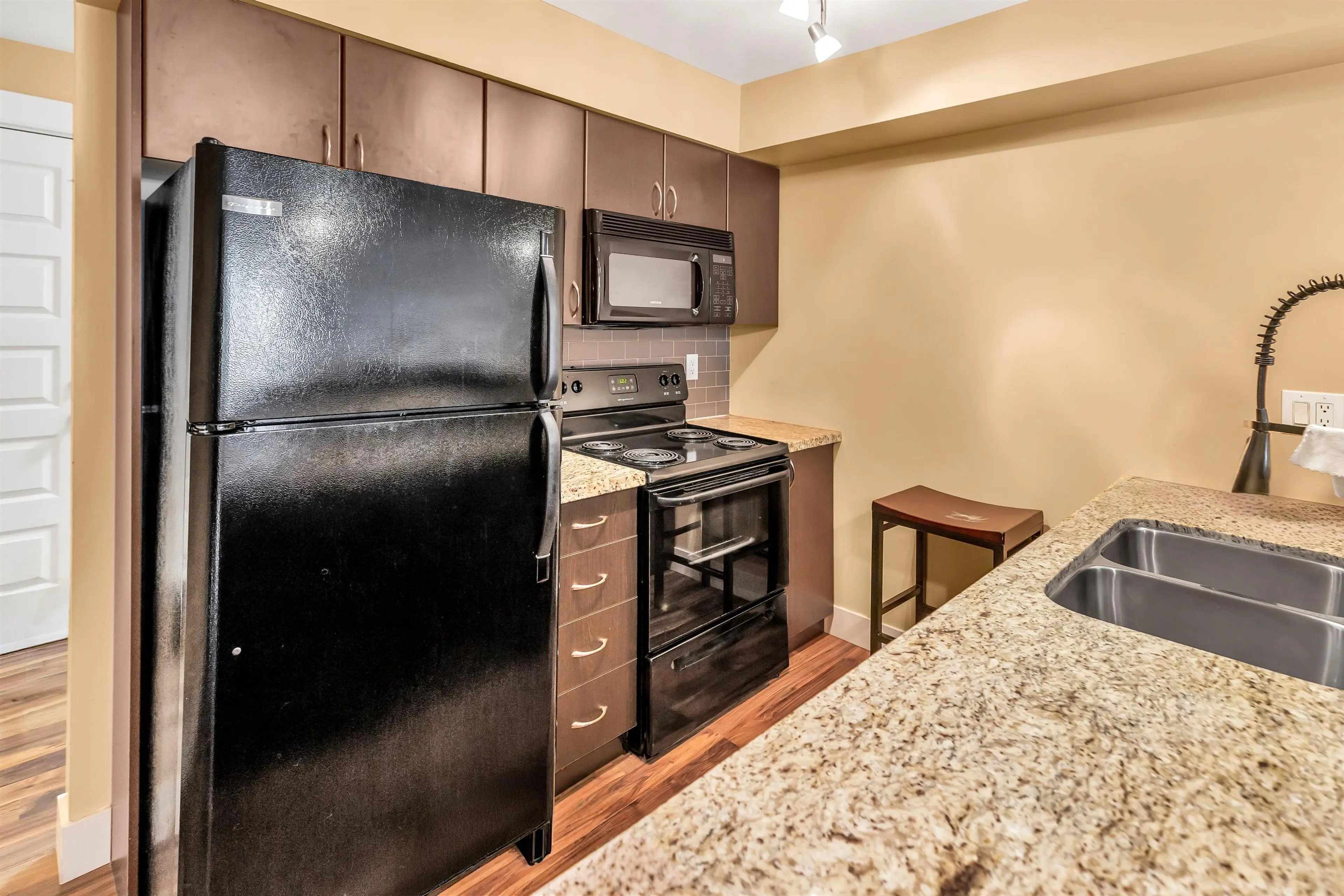 Property at #209 2515 PARK DRIVE, Abbotsford, BC