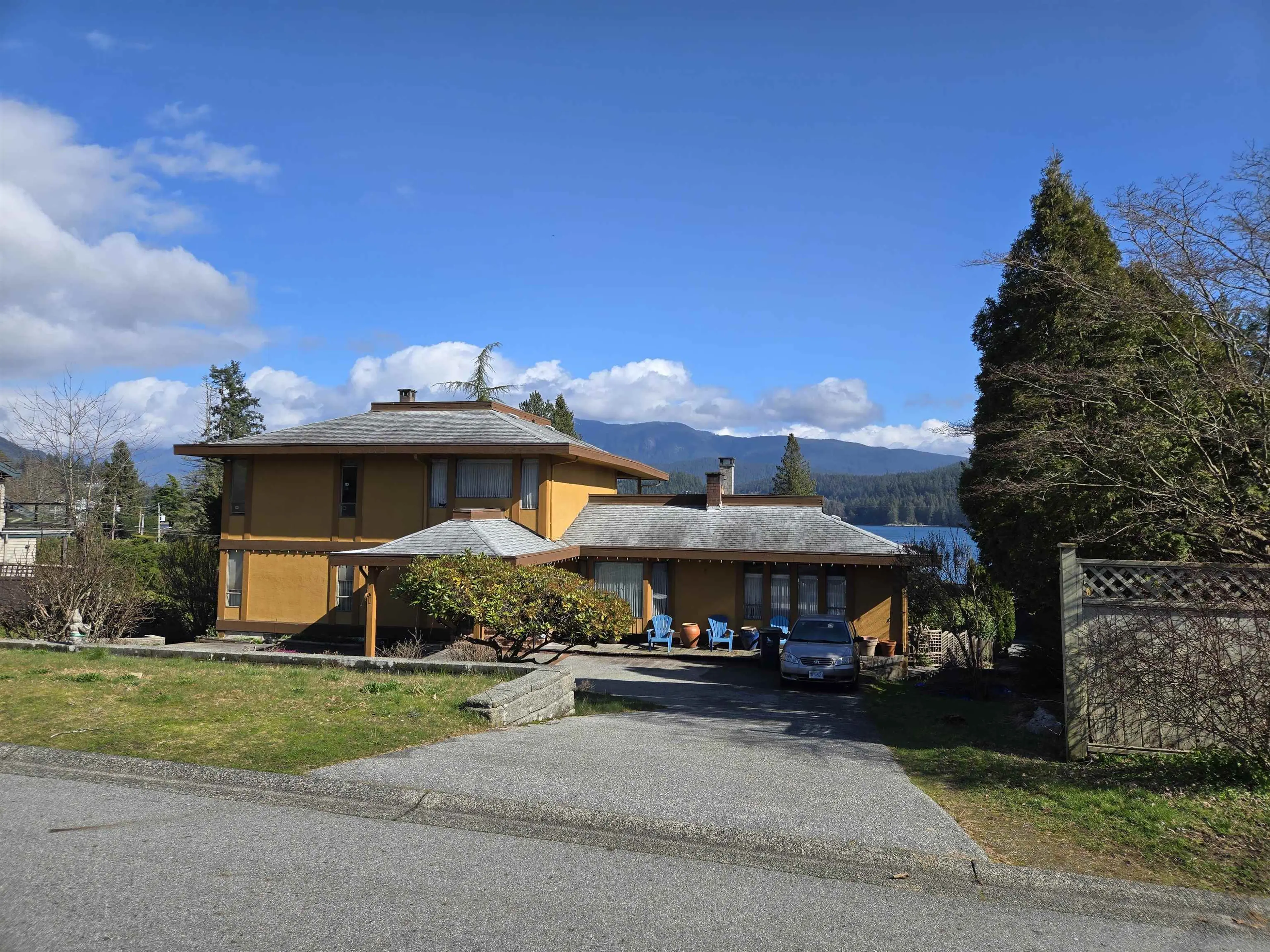 Property at 534 BEACHVIEW DRIVE, North Vancouver, BC