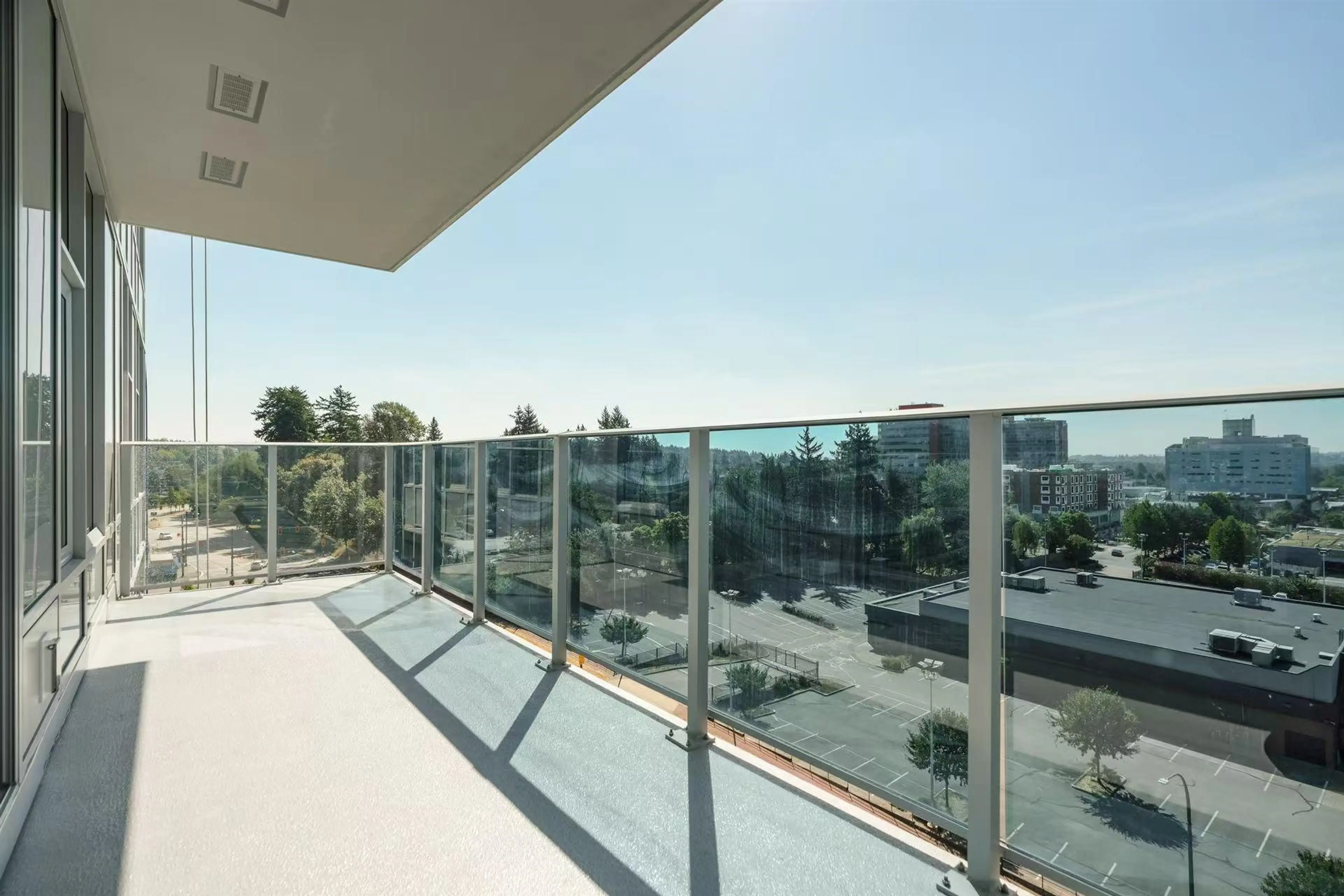 Property at #811 13615 FRASER HIGHWAY, Surrey, BC