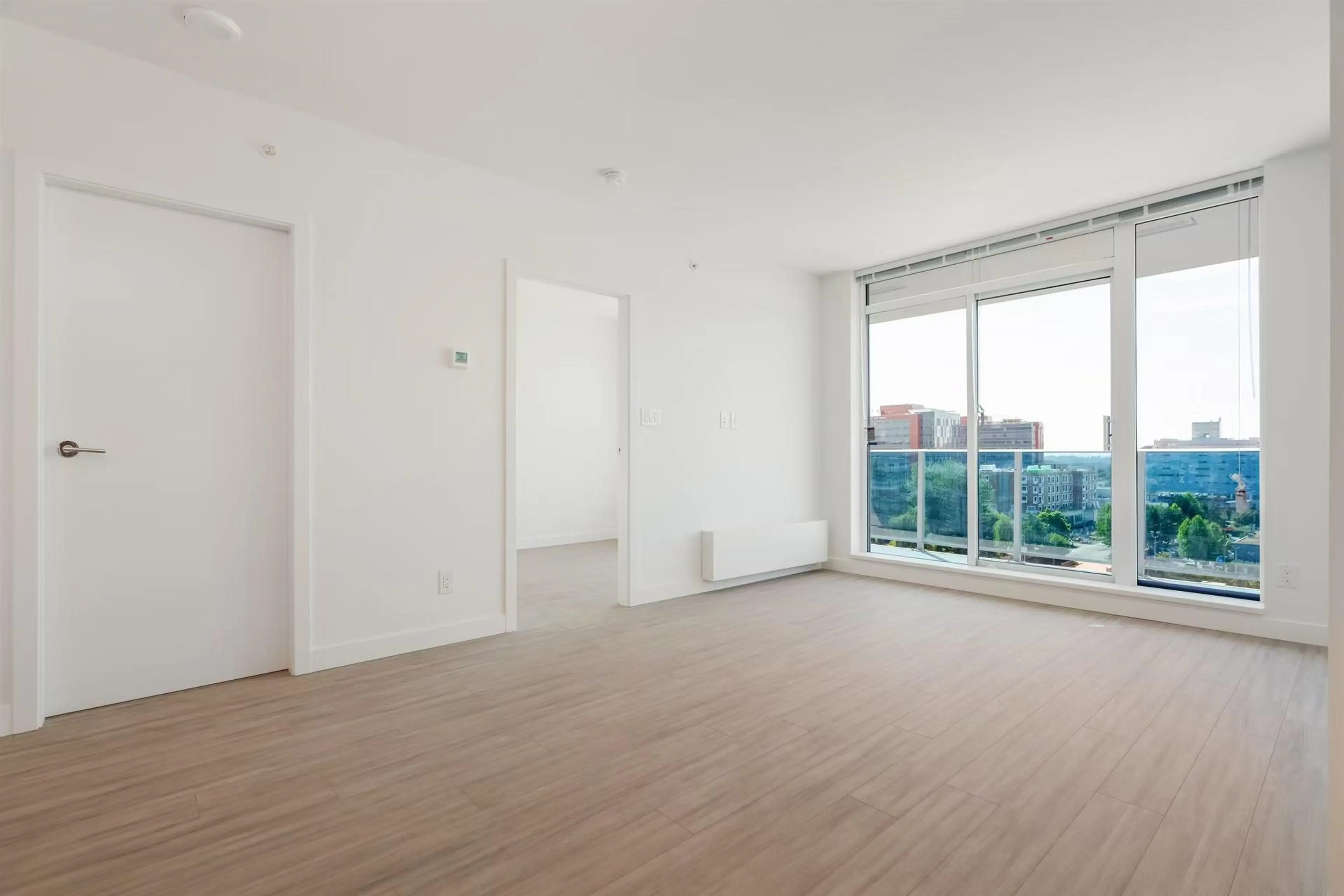 Property at #811 13615 FRASER HIGHWAY, Surrey, BC