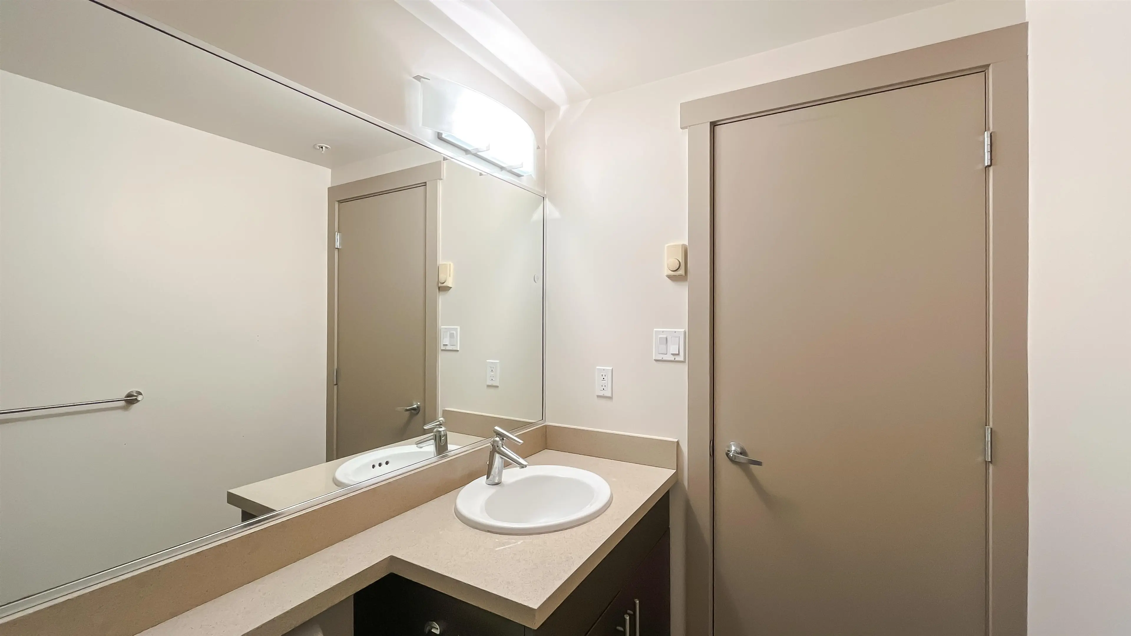 Property at #615 9009 CORNERSTONE MEWS, Burnaby, BC