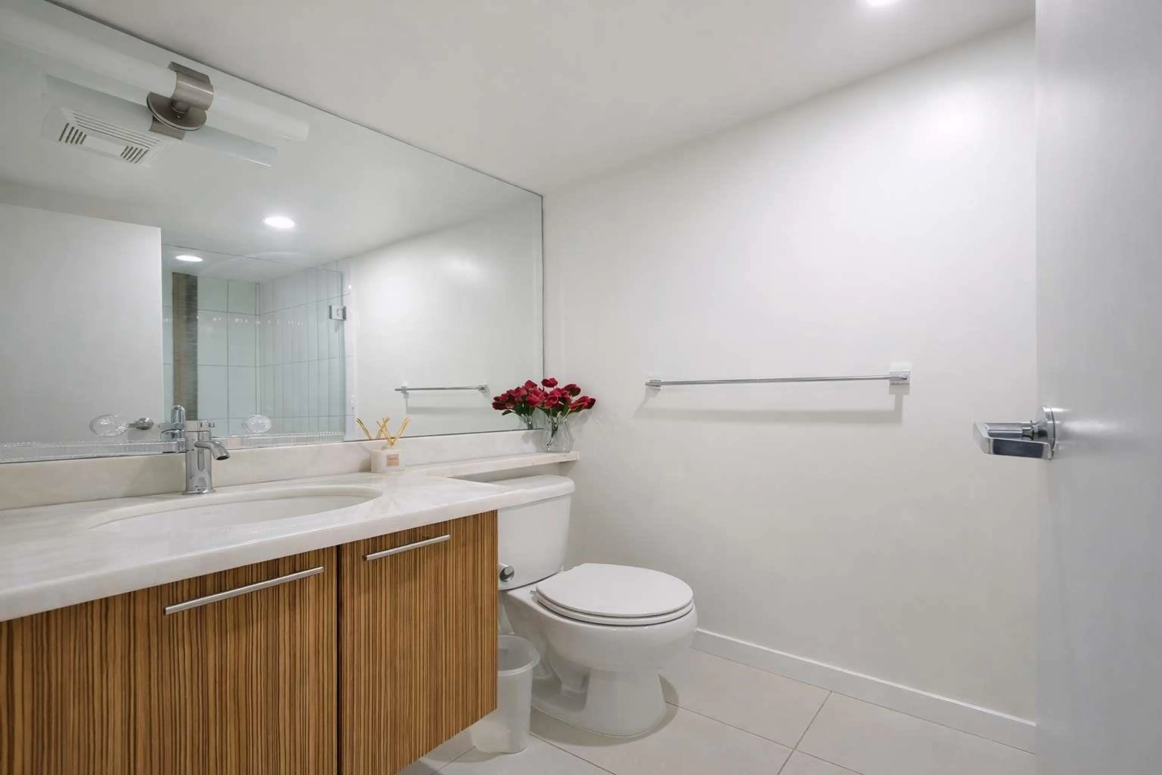 Property at #1207 7888 SABA ROAD, Richmond, BC