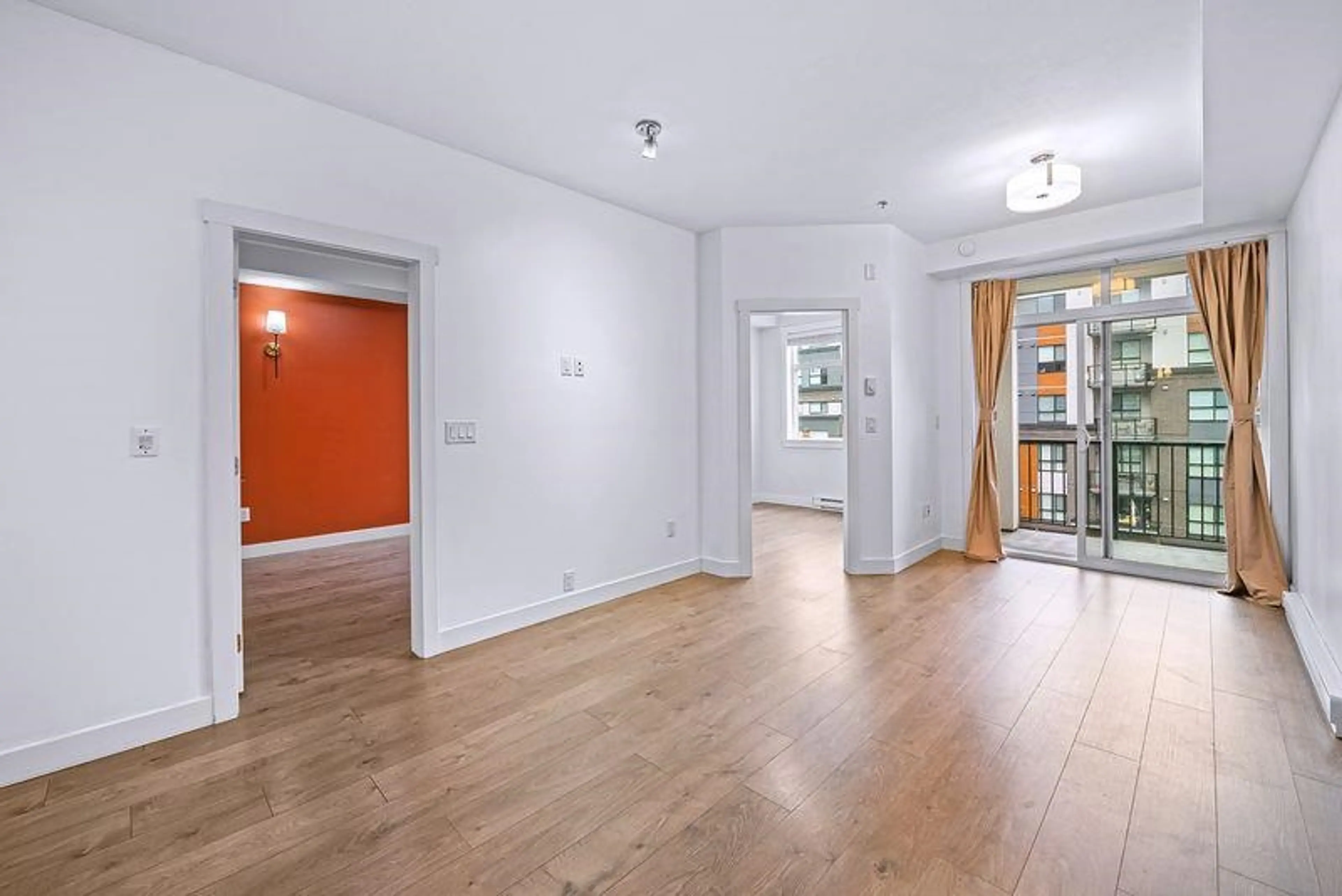 Property at #401 20696 EASTLEIGH CRESCENT, Langley, BC