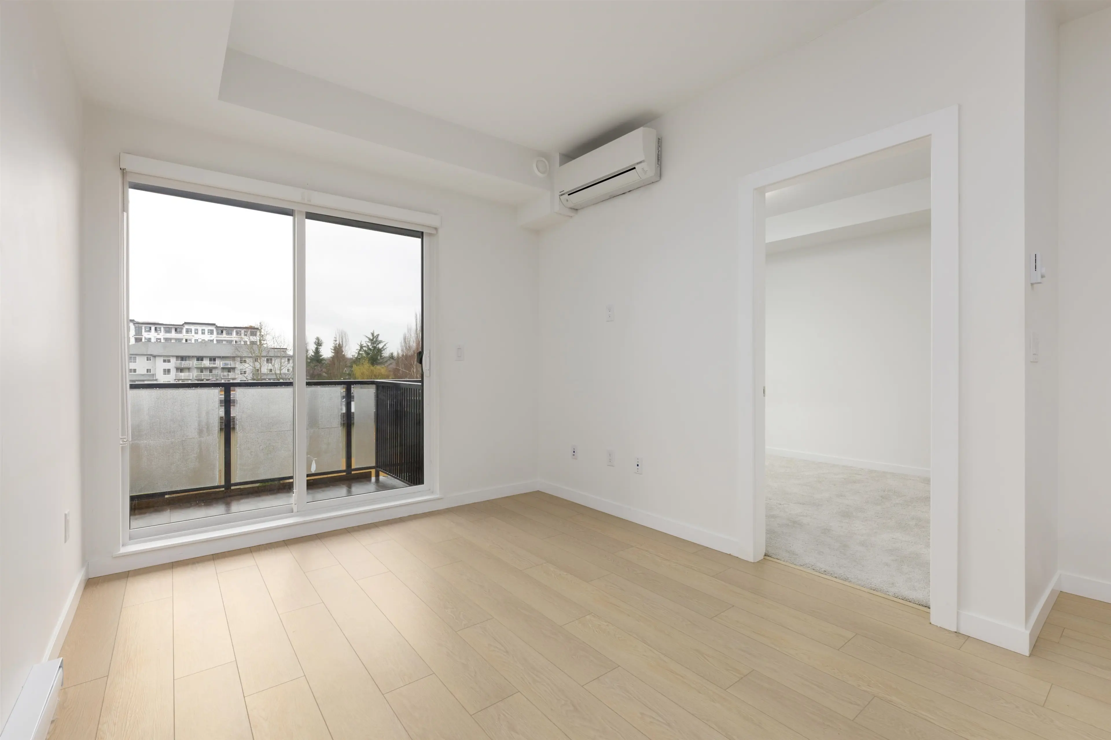 Property at #304 20695 EASTLEIGH CRESCENT, Langley, BC