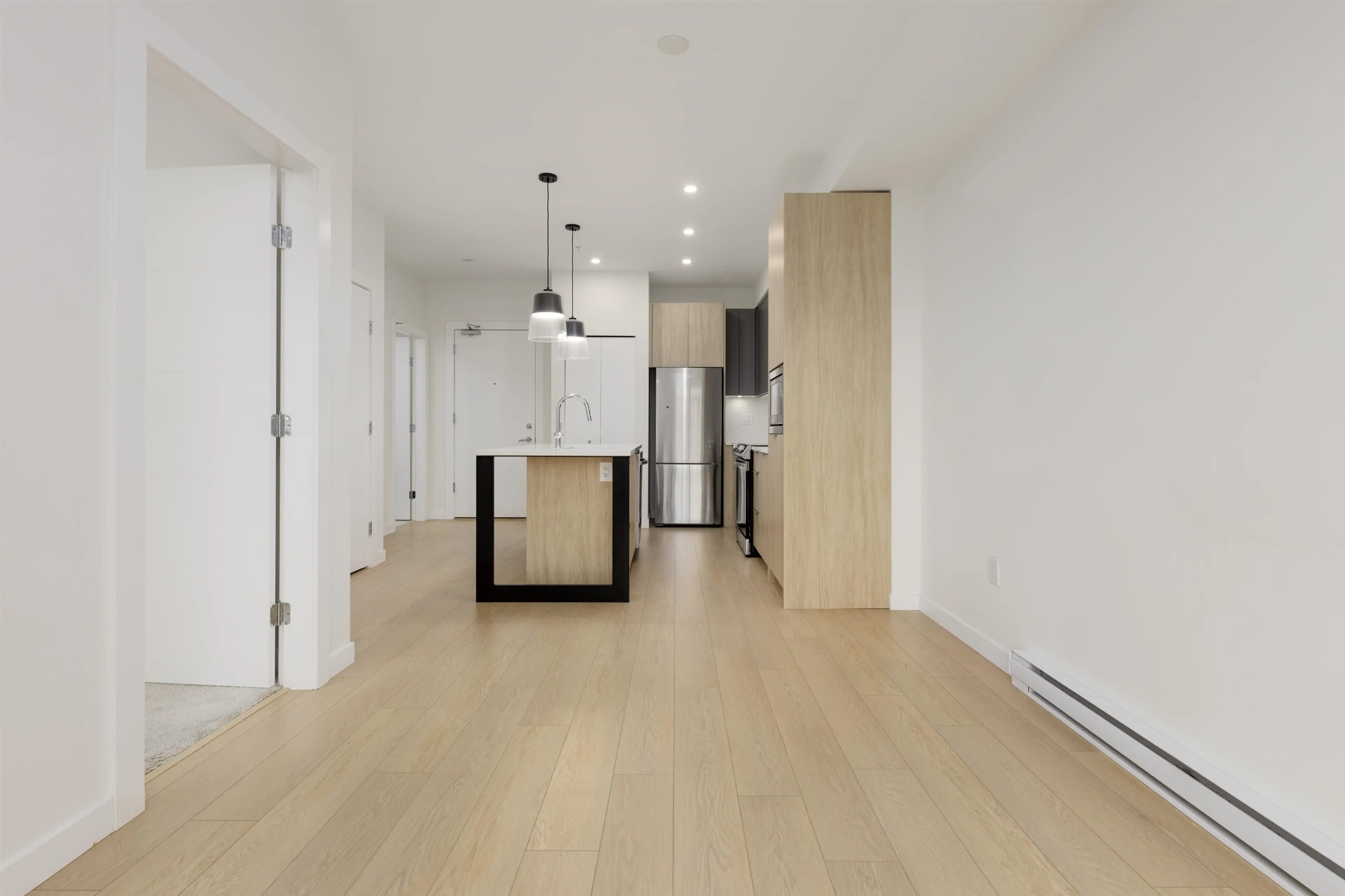 Property at #304 20695 EASTLEIGH CRESCENT, Langley, BC