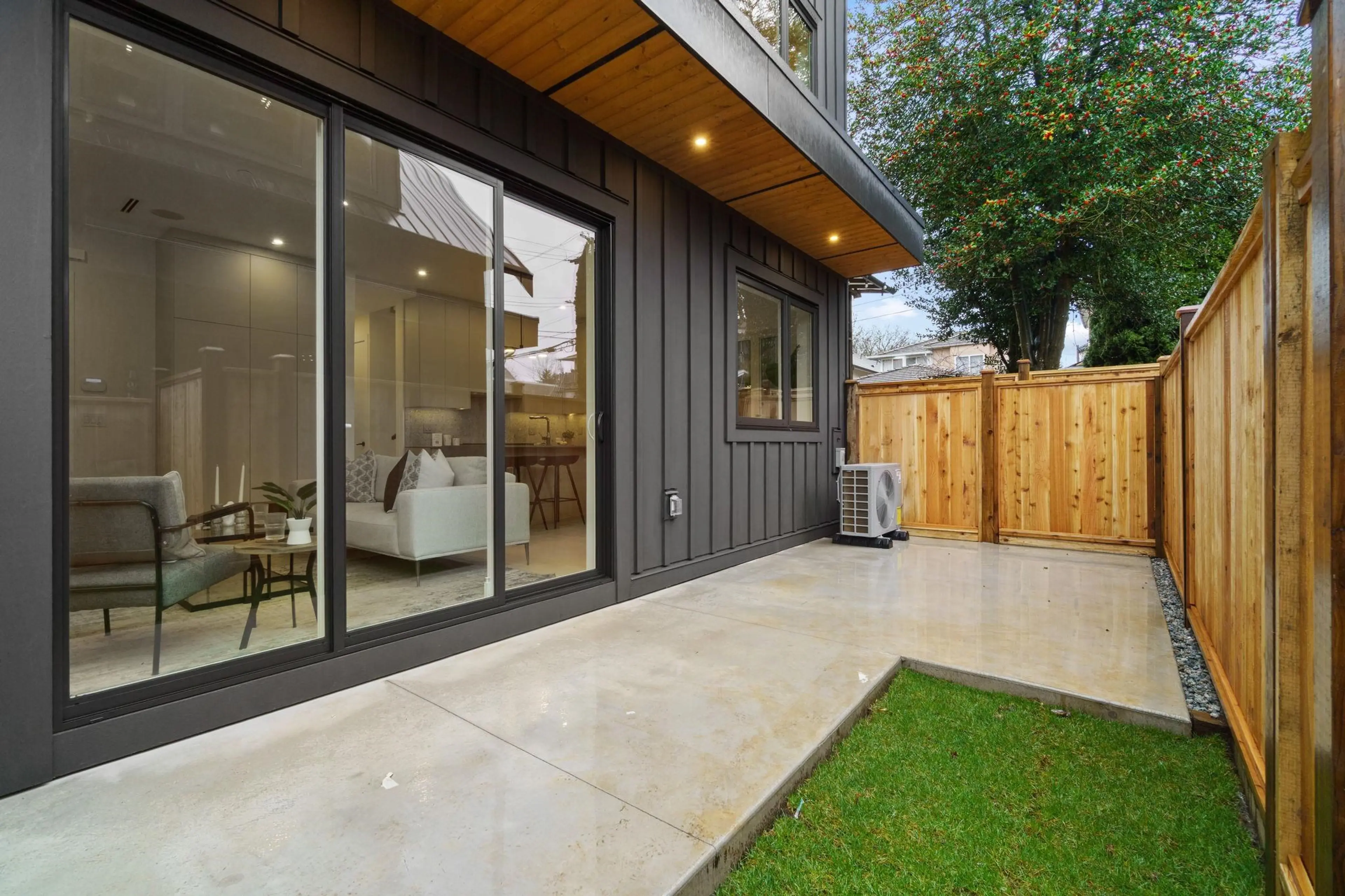 Property at #2 1945 E 13TH AVE AVENUE, Vancouver, BC