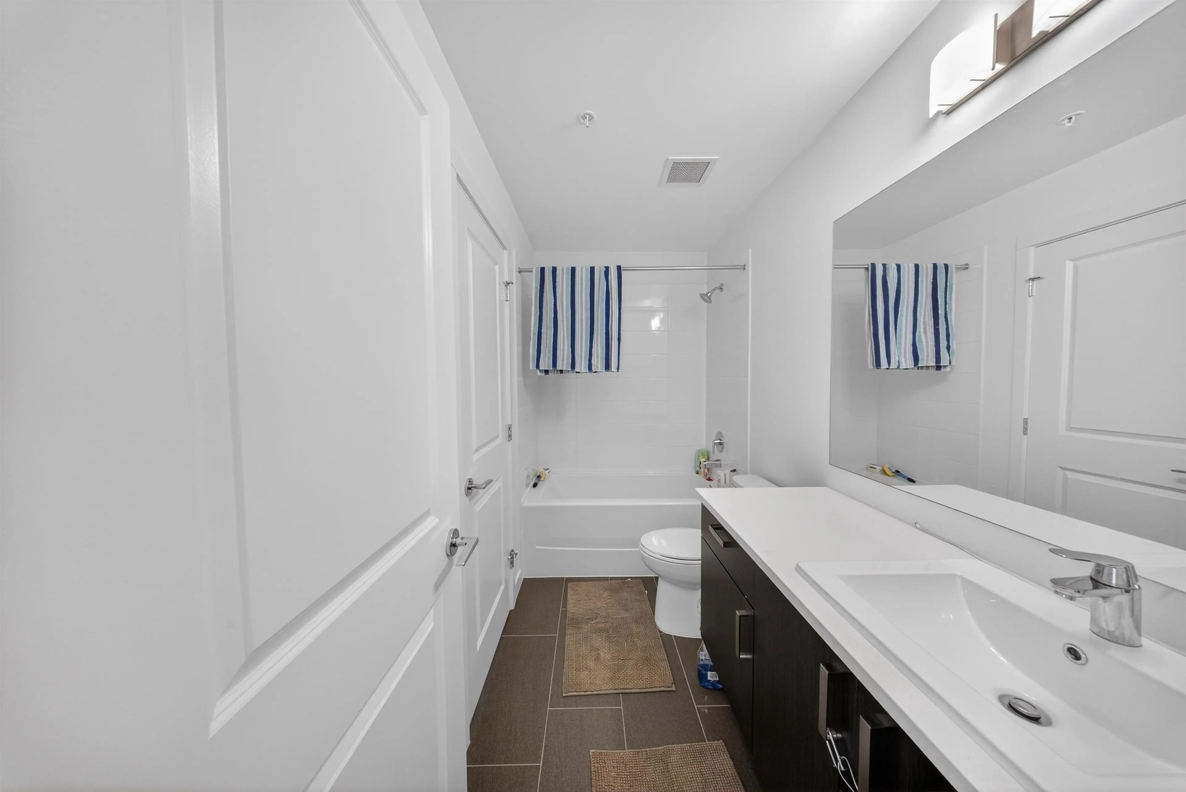 Property at #B3-407 15777 85 AVENUE, Surrey, BC