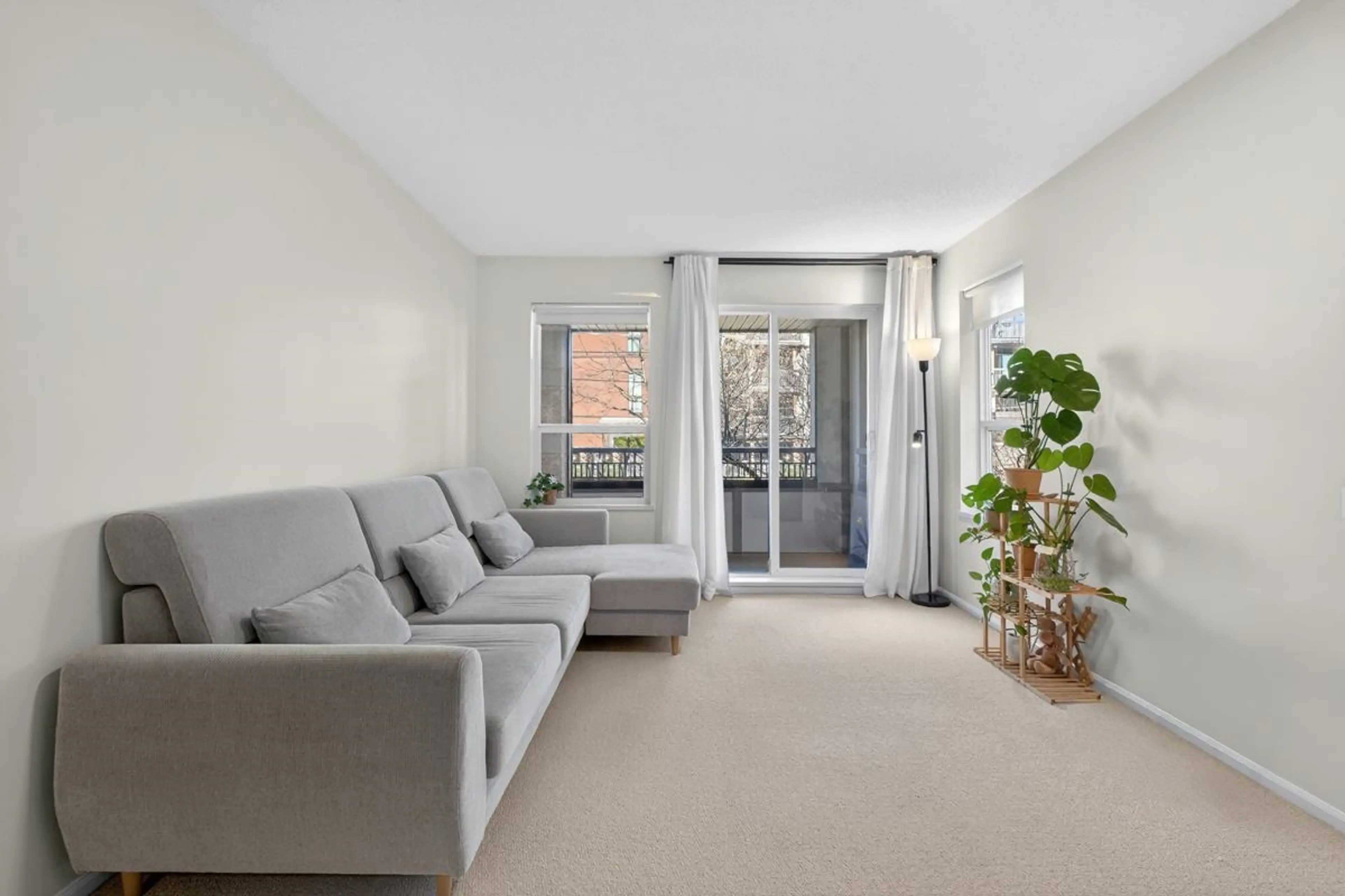 Property at #220 9200 FERNDALE ROAD, Richmond, BC