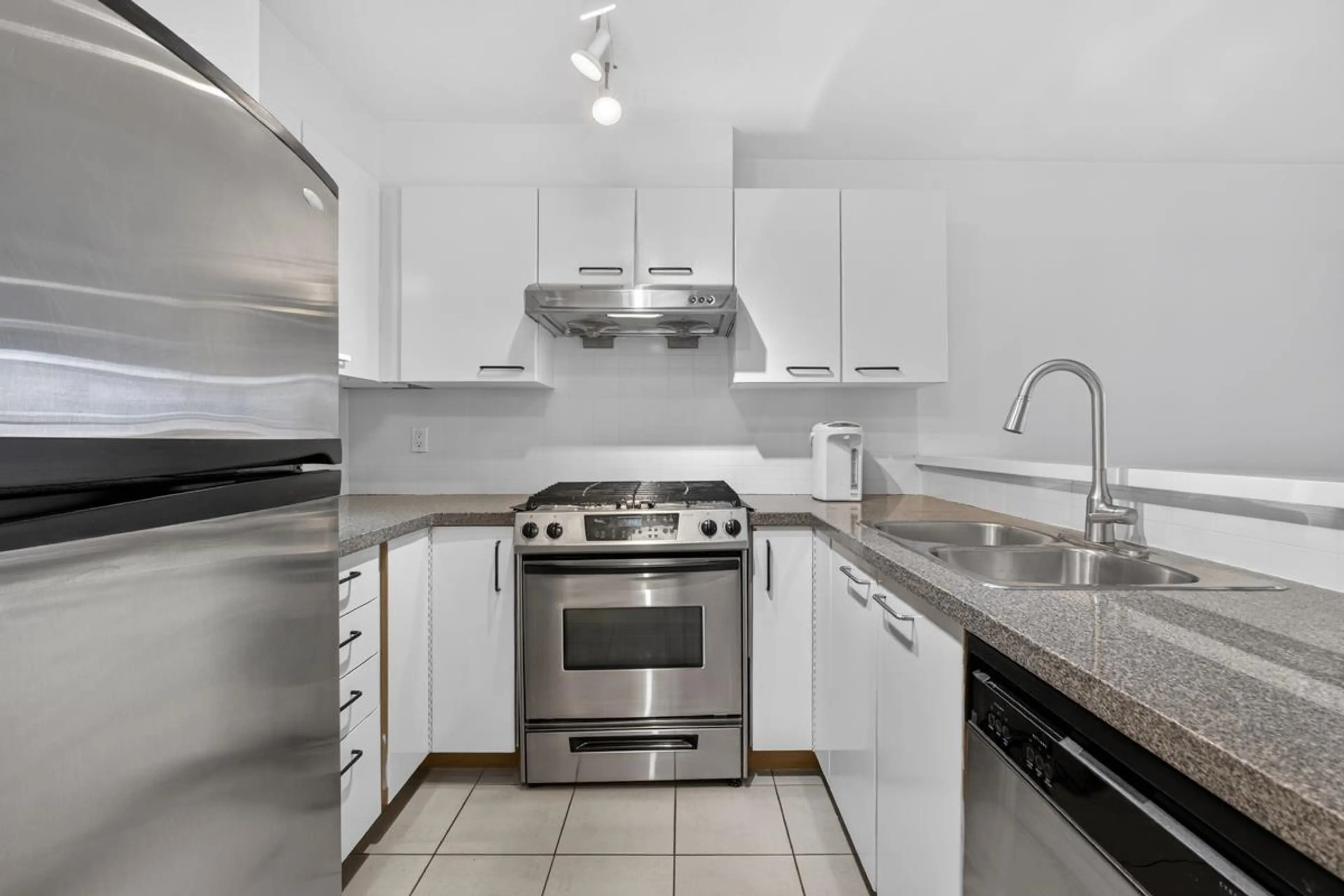 Property at #220 9200 FERNDALE ROAD, Richmond, BC