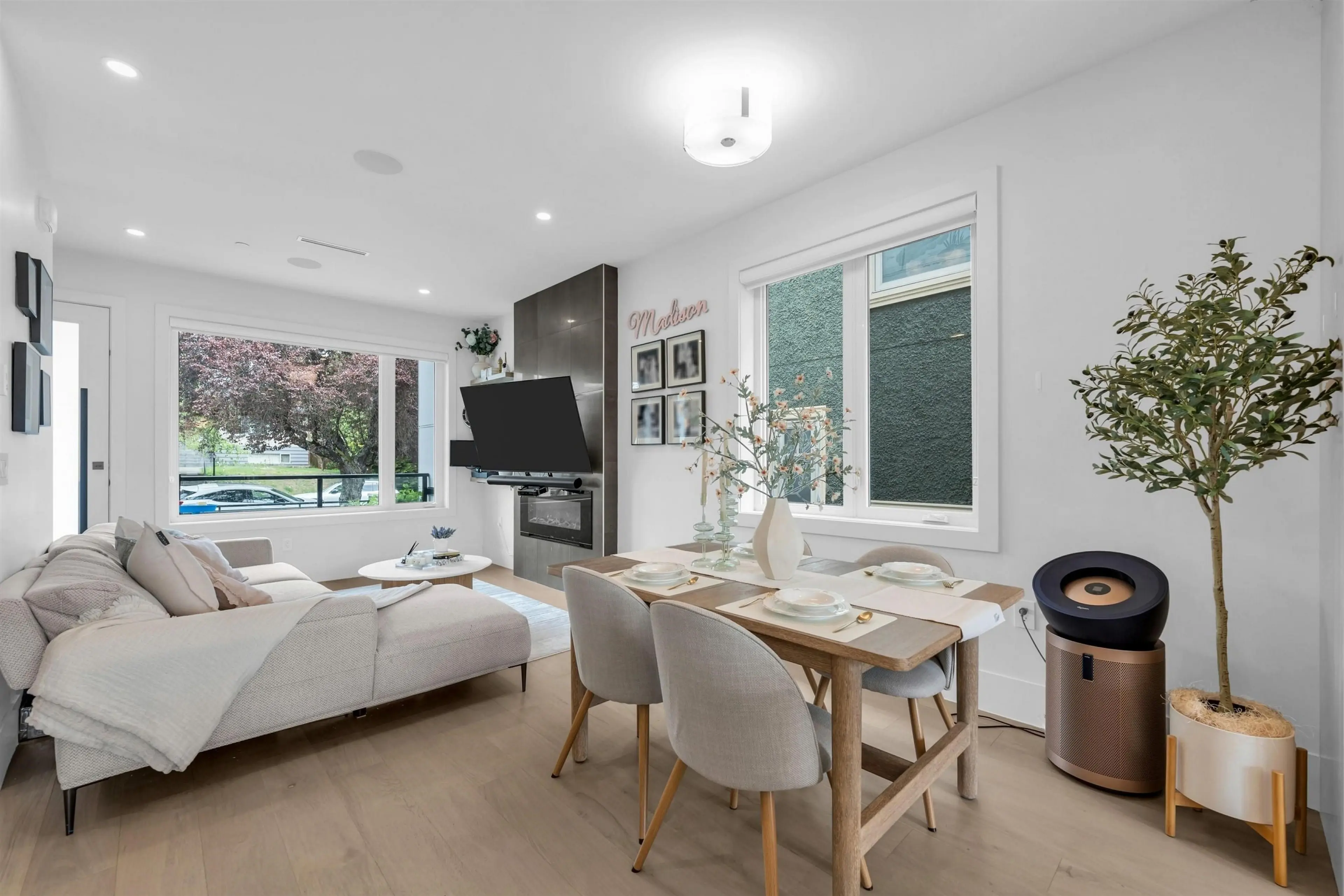 Property at #1 560 W 63RD AVENUE, Vancouver, BC