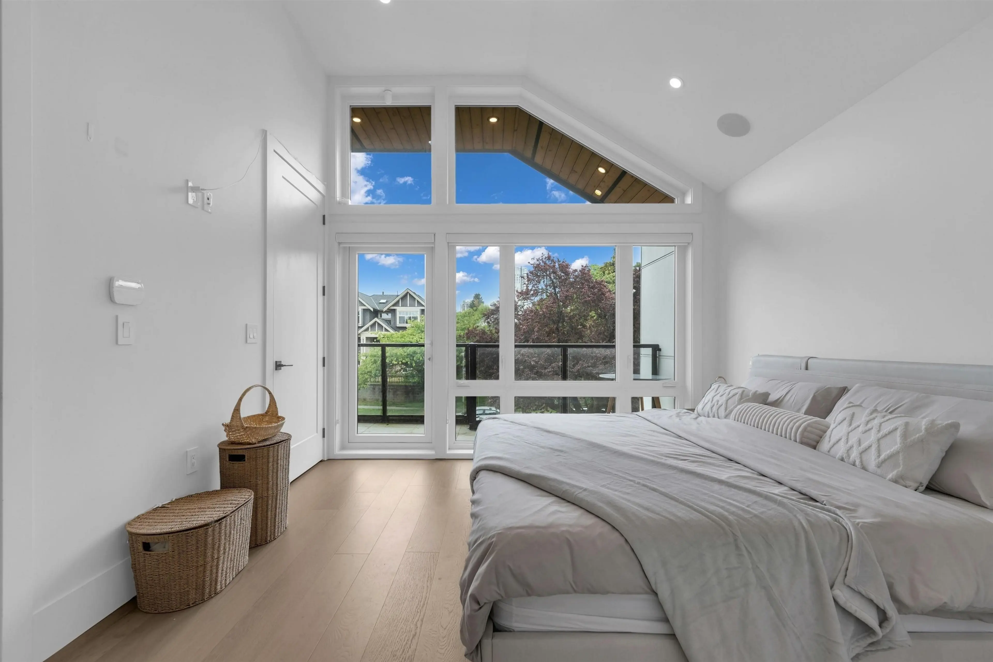 Property at #1 560 W 63RD AVENUE, Vancouver, BC