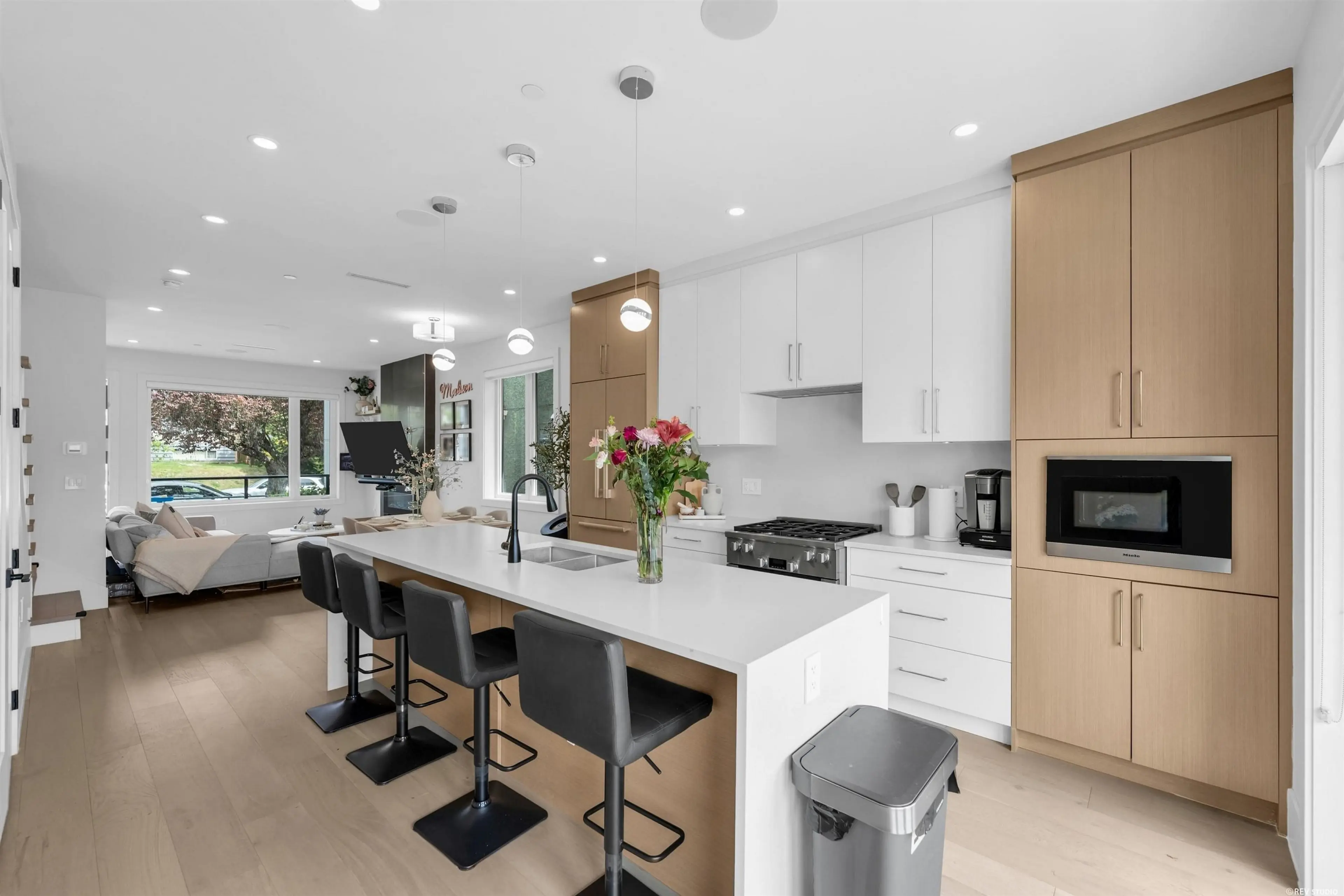 Property at #1 560 W 63RD AVENUE, Vancouver, BC