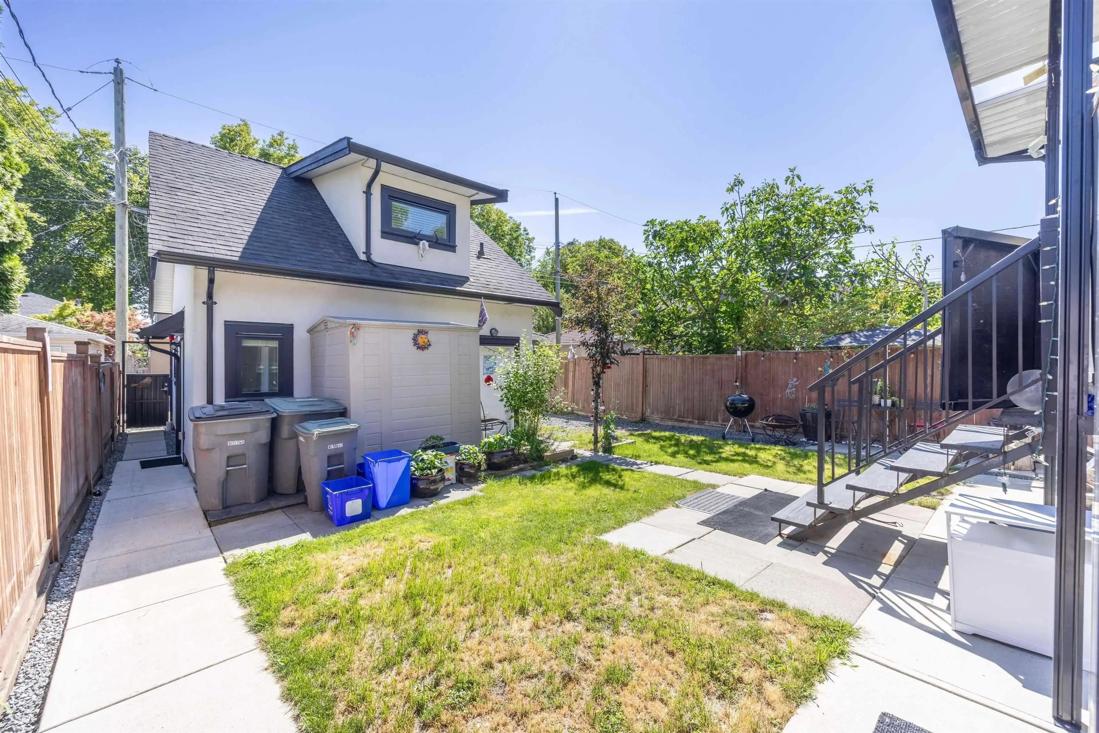 Property at 172 ONTARIO PLACE, Vancouver, BC