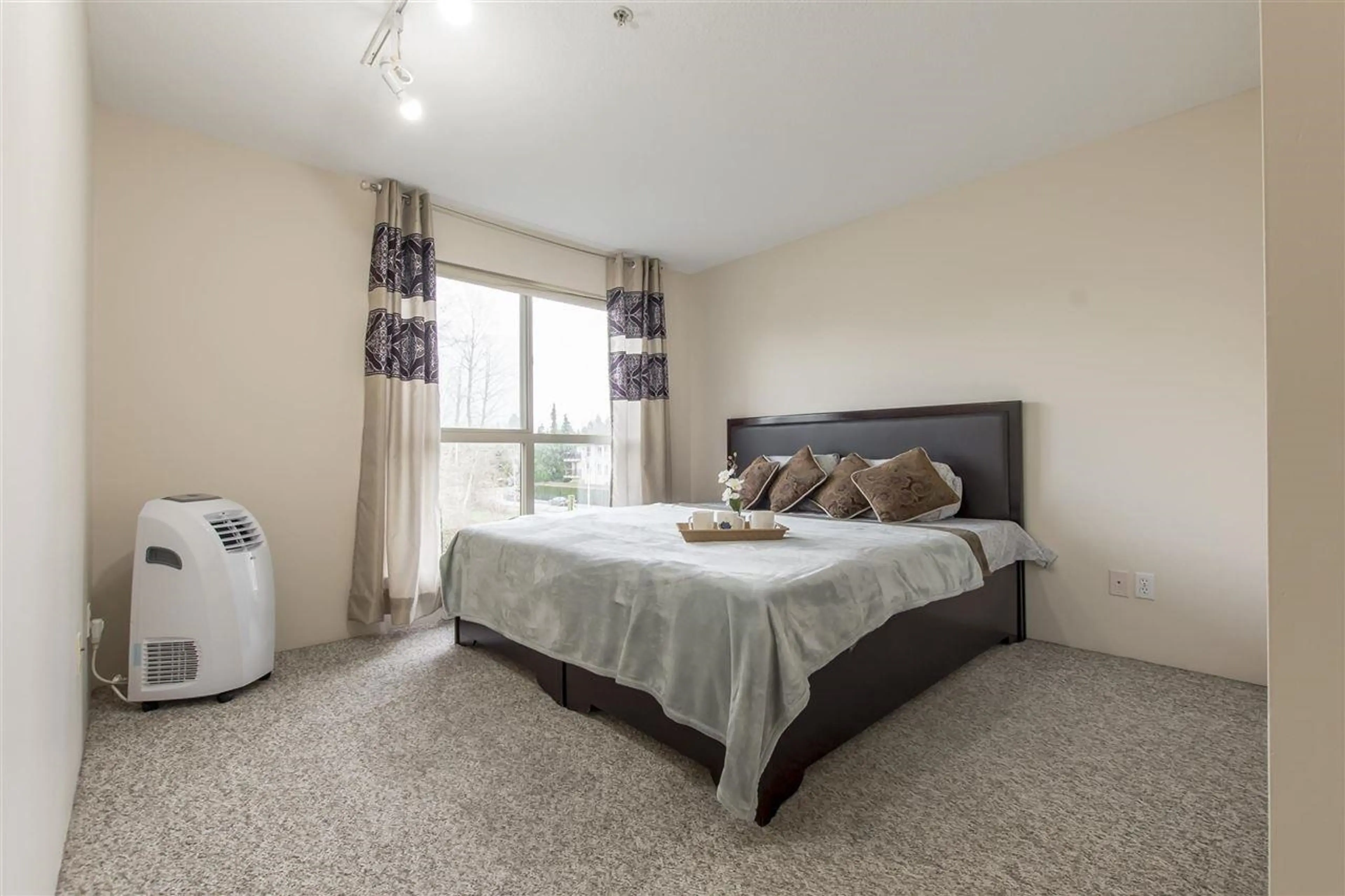 Property at #308 13780 76 AVENUE, Surrey, BC