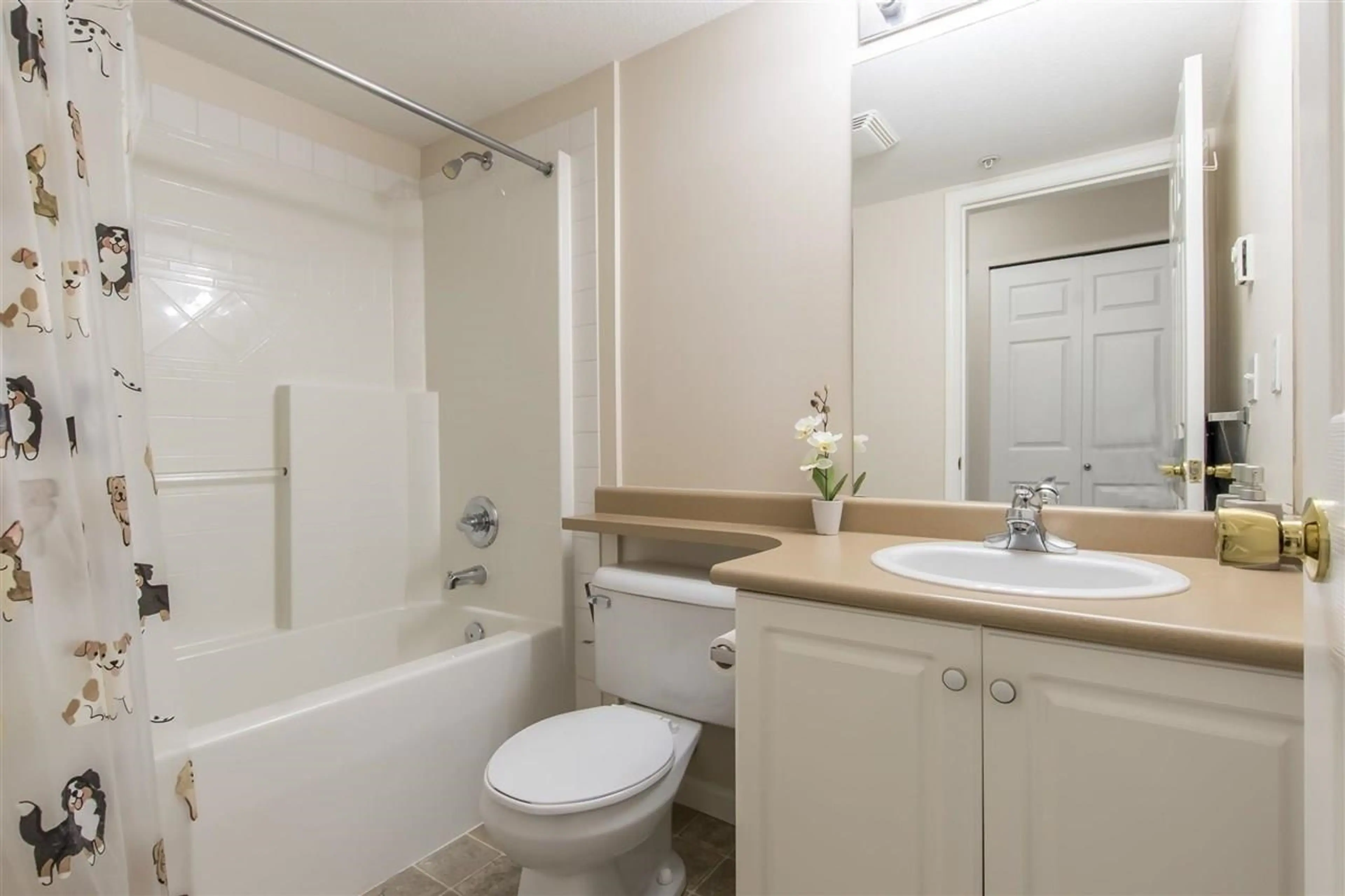 Property at #308 13780 76 AVENUE, Surrey, BC