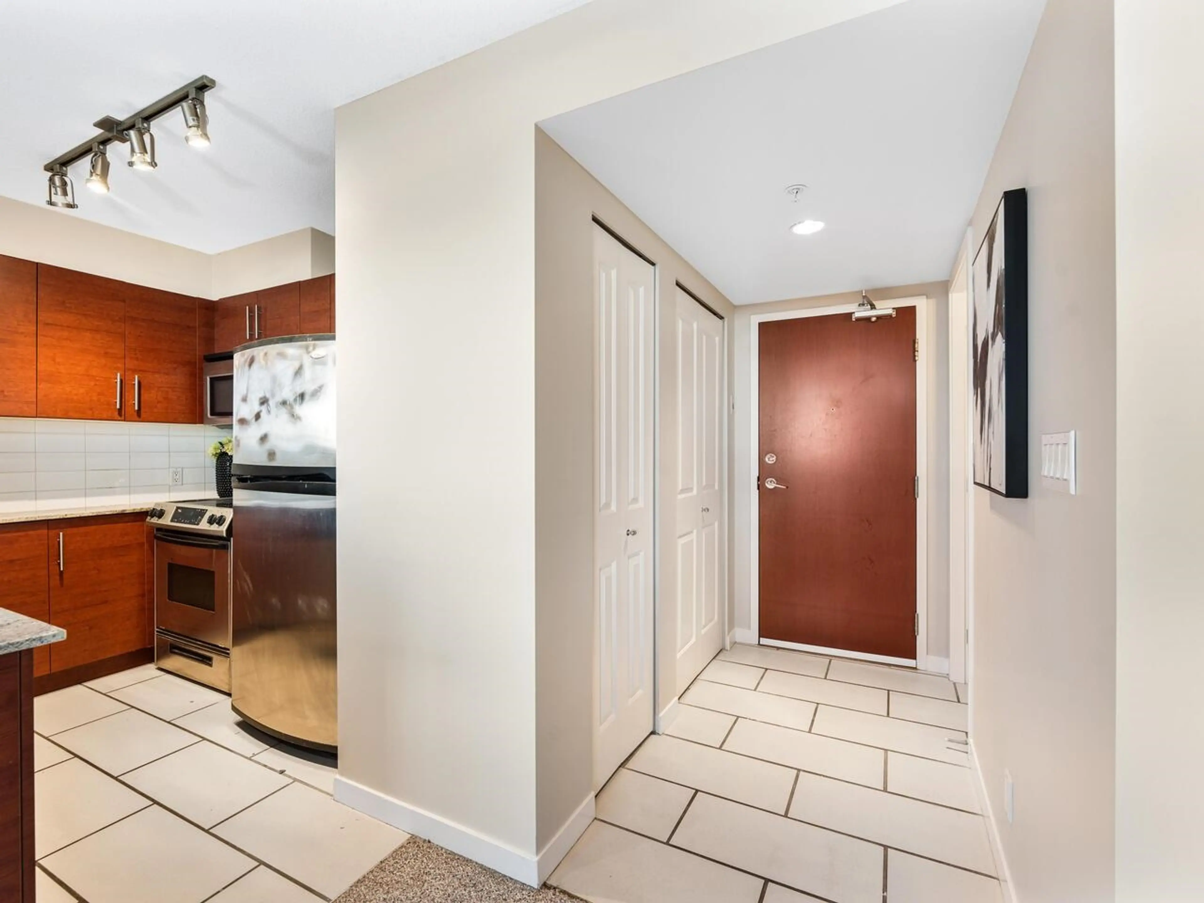 Property at #1402 814 ROYAL AVENUE, New Westminster, BC