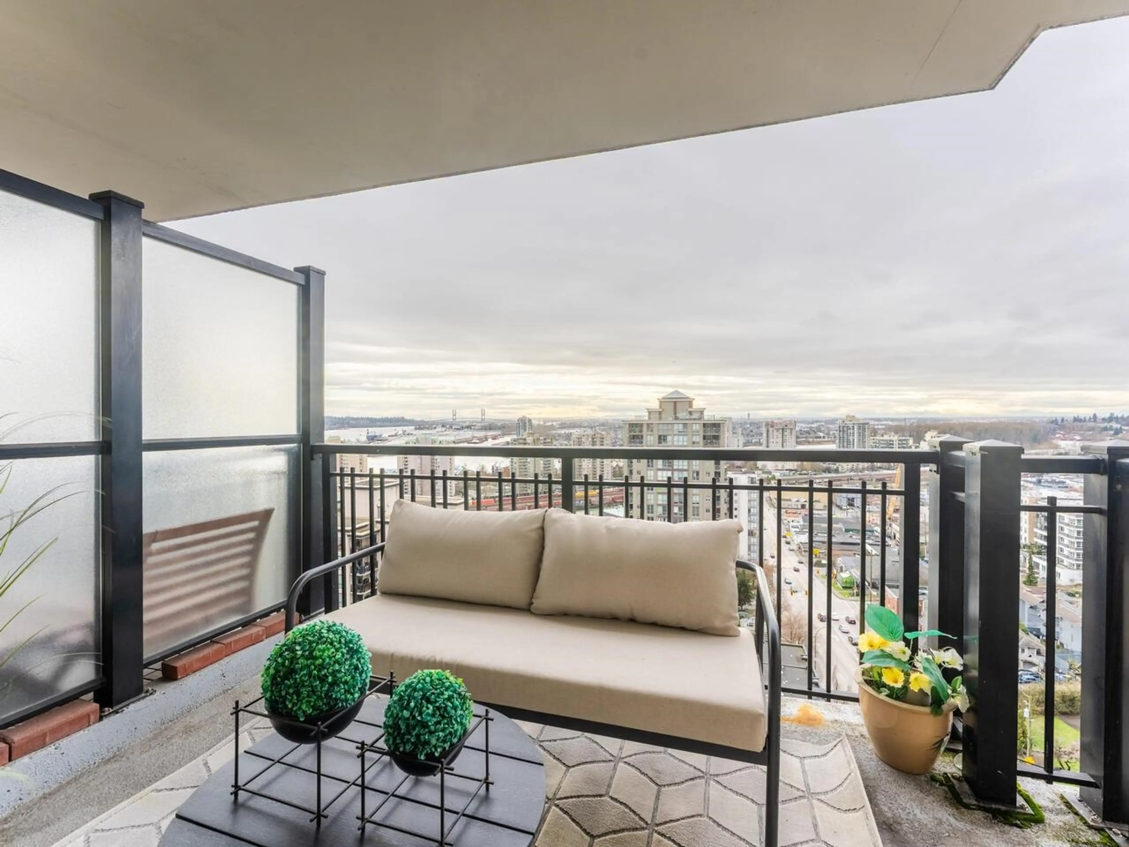 Property at #1402 814 ROYAL AVENUE, New Westminster, BC