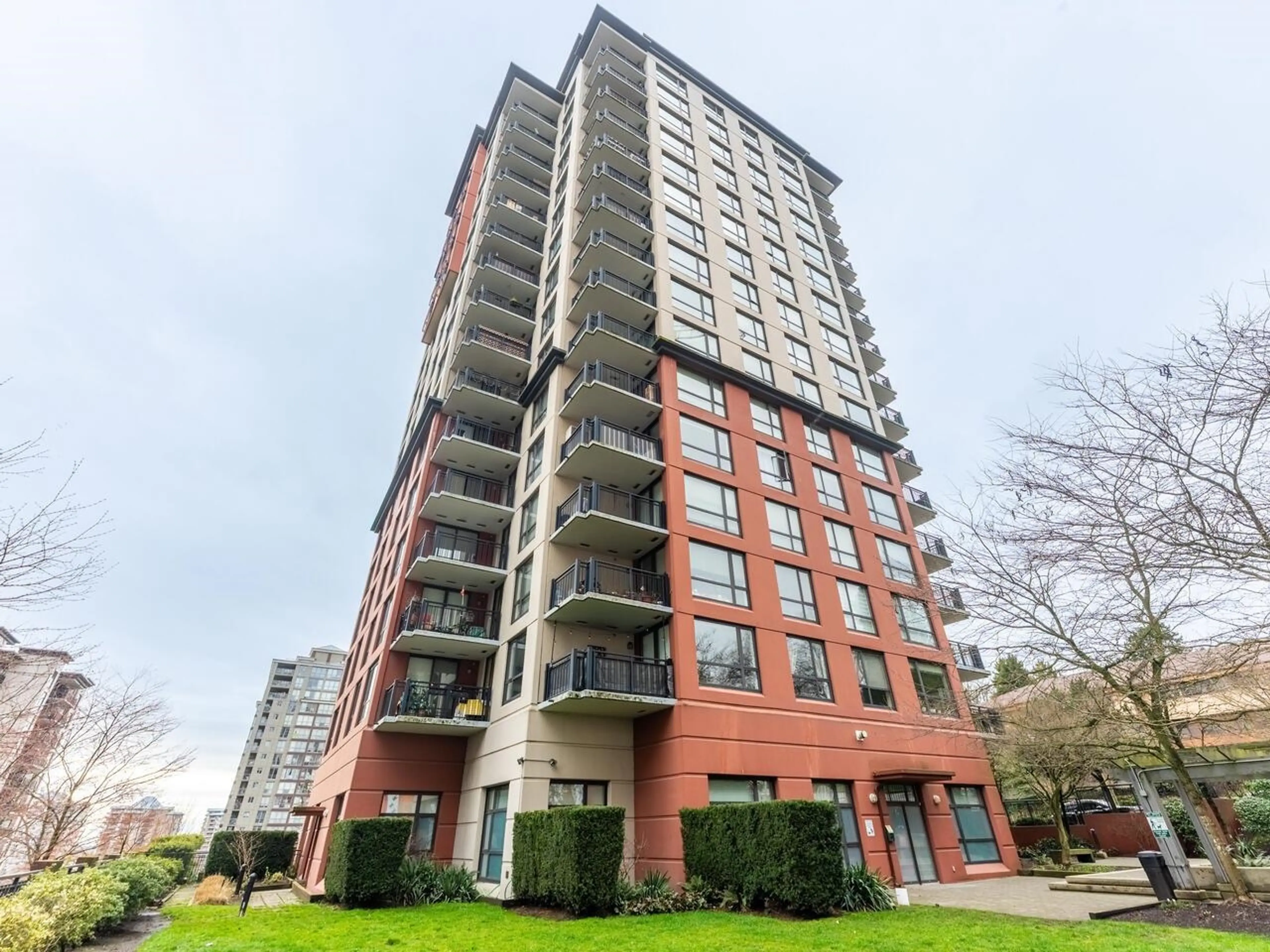 Property at #1402 814 ROYAL AVENUE, New Westminster, BC