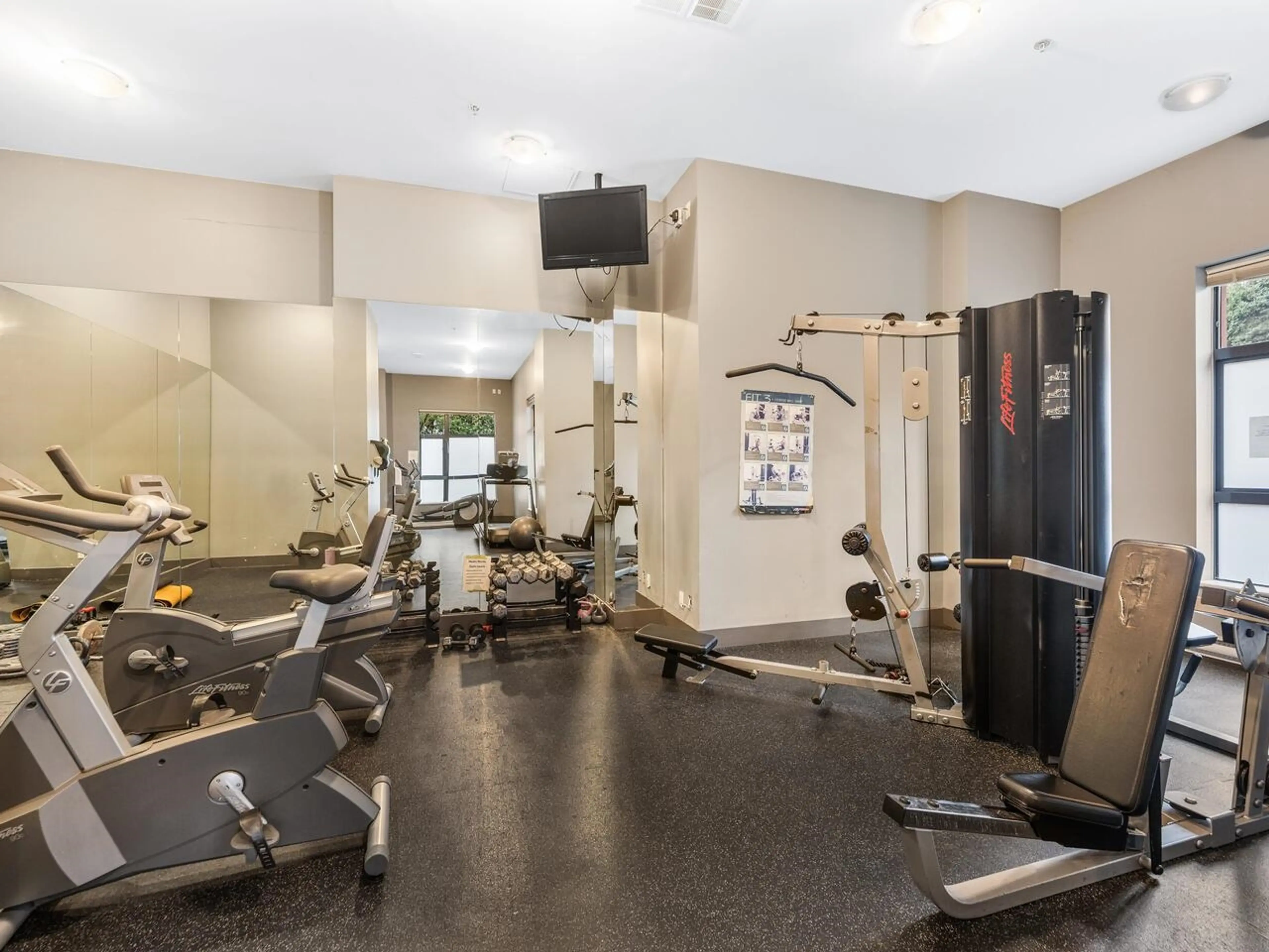 Property at #1402 814 ROYAL AVENUE, New Westminster, BC