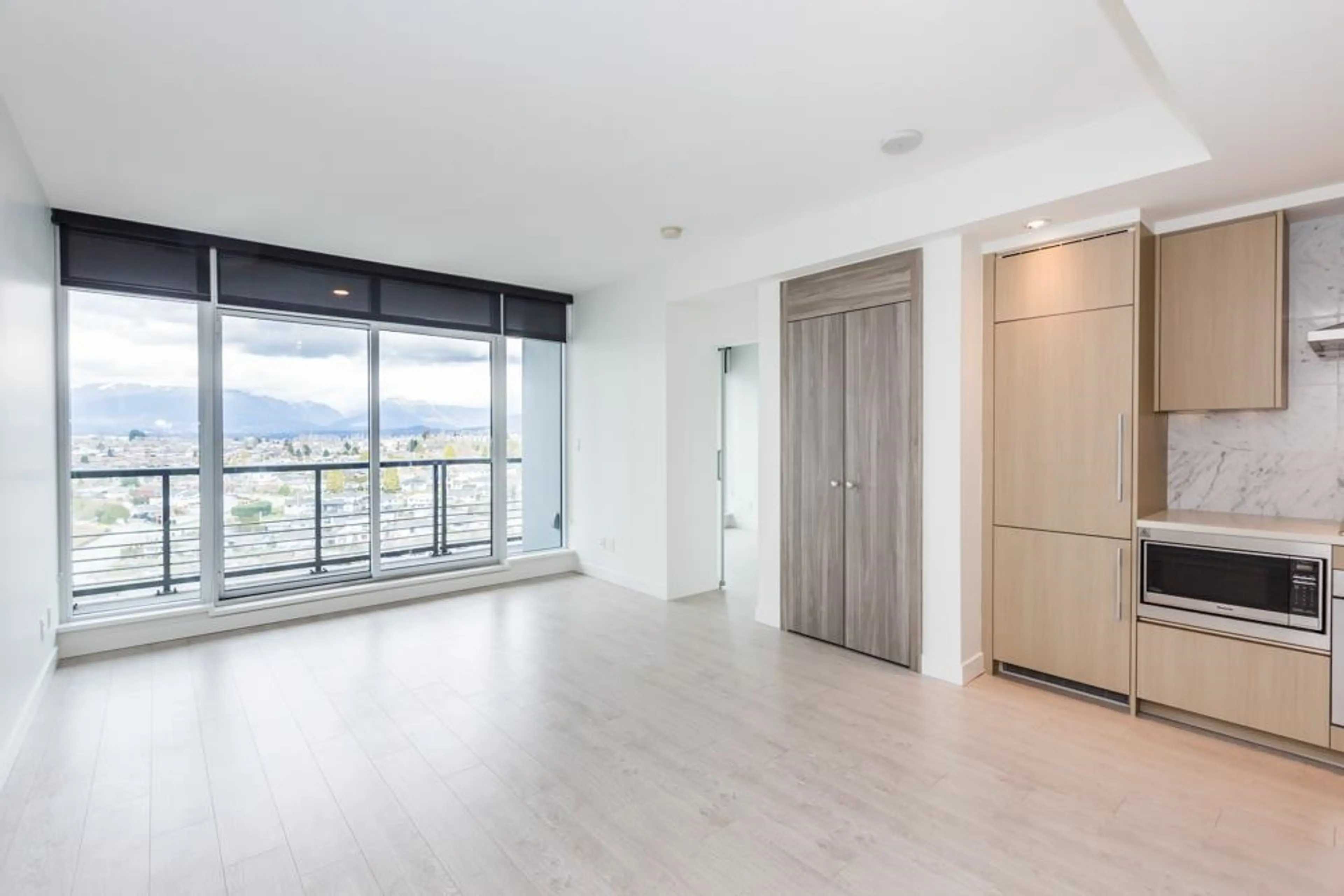 Property at #2005 4720 LOUGHEED HIGHWAY, Burnaby, BC