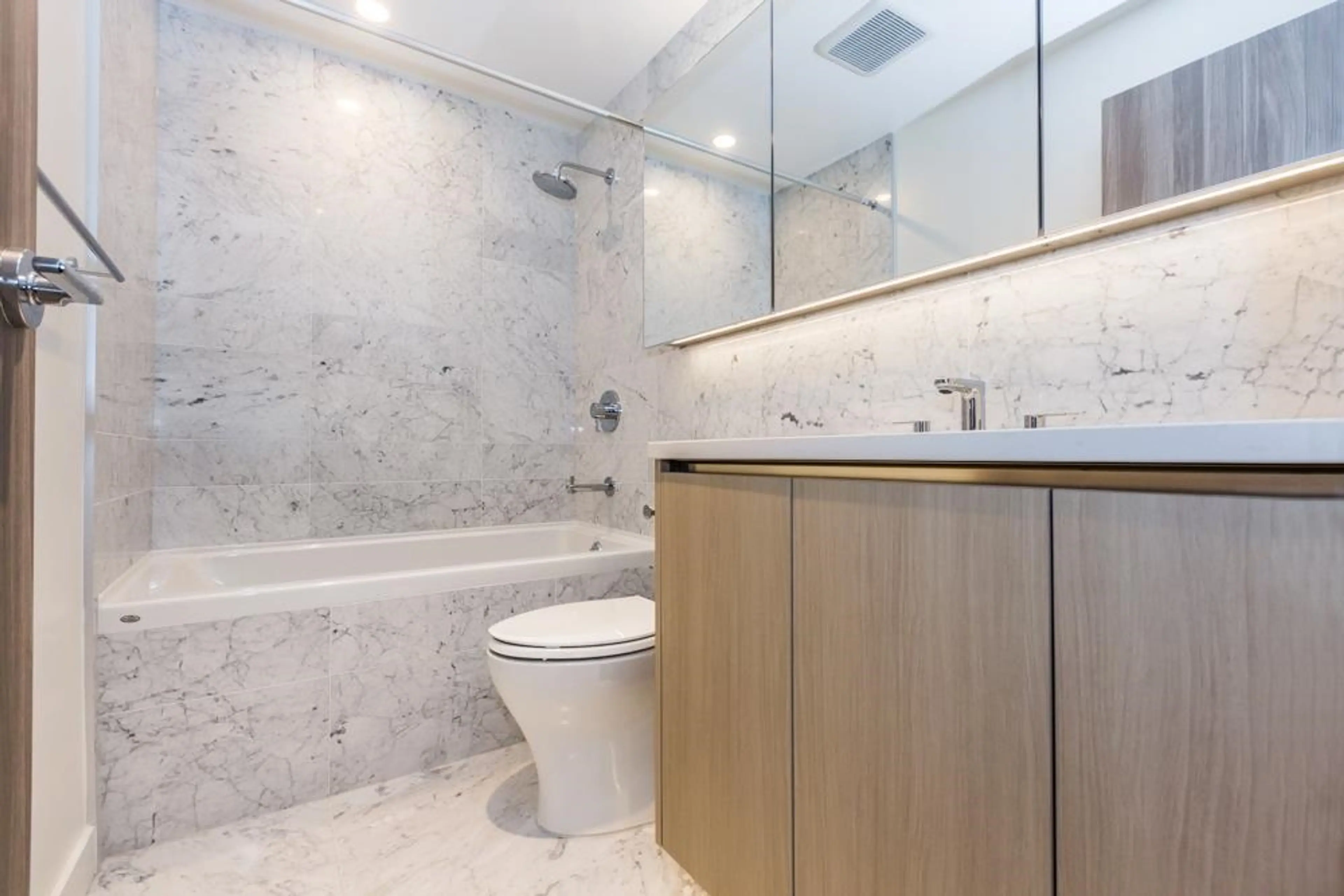 Property at #2005 4720 LOUGHEED HIGHWAY, Burnaby, BC