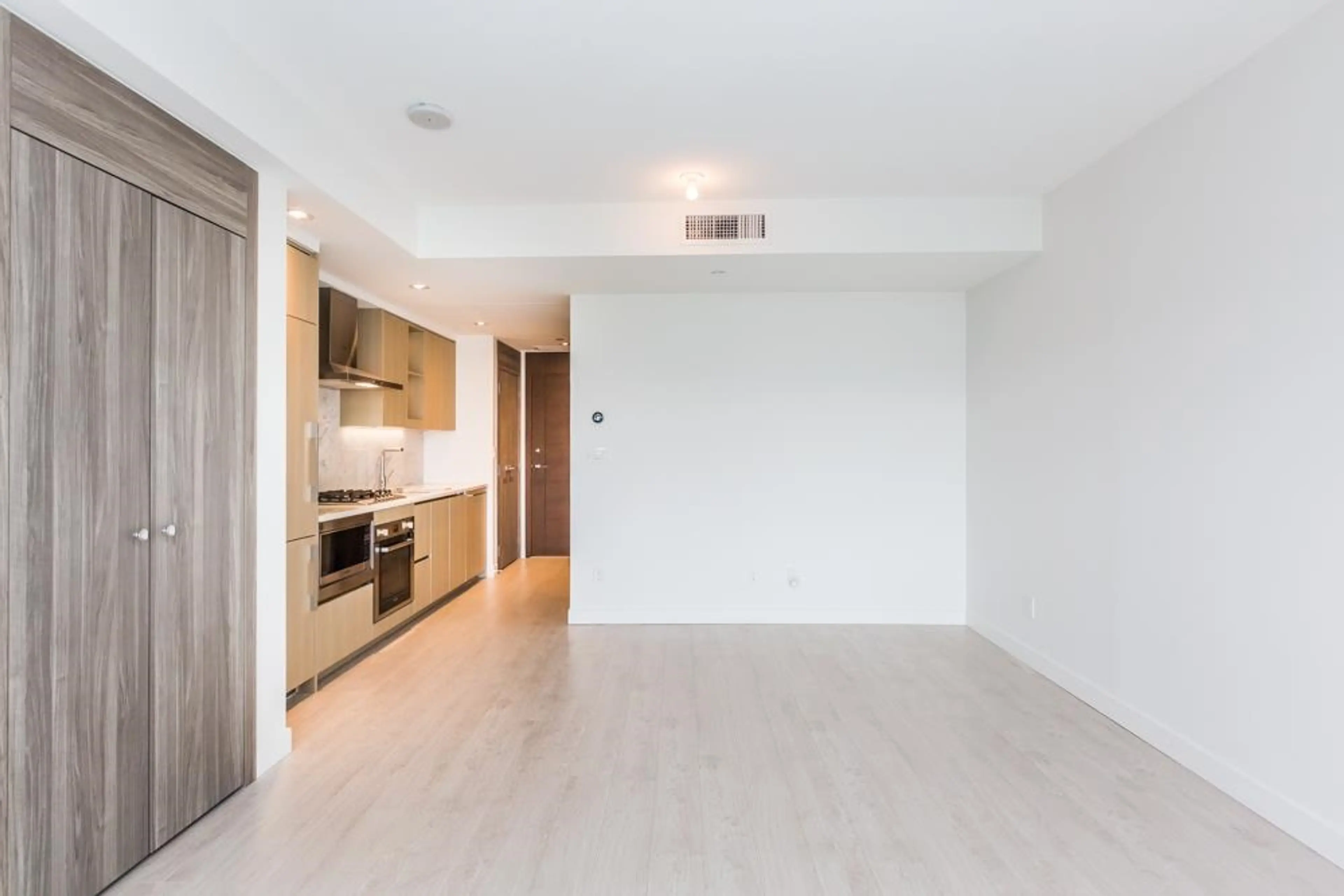 Property at #2005 4720 LOUGHEED HIGHWAY, Burnaby, BC