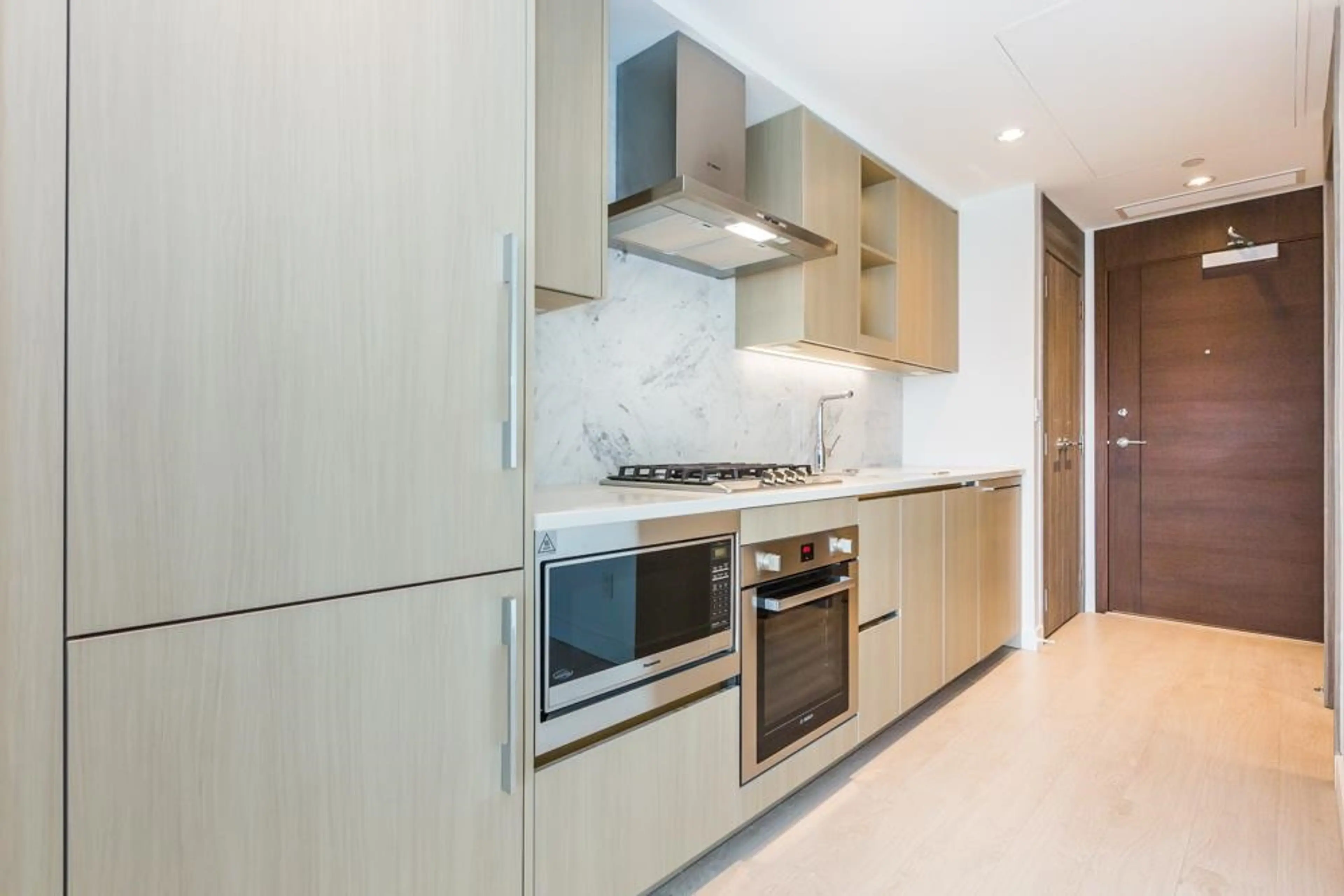 Property at #2005 4720 LOUGHEED HIGHWAY, Burnaby, BC