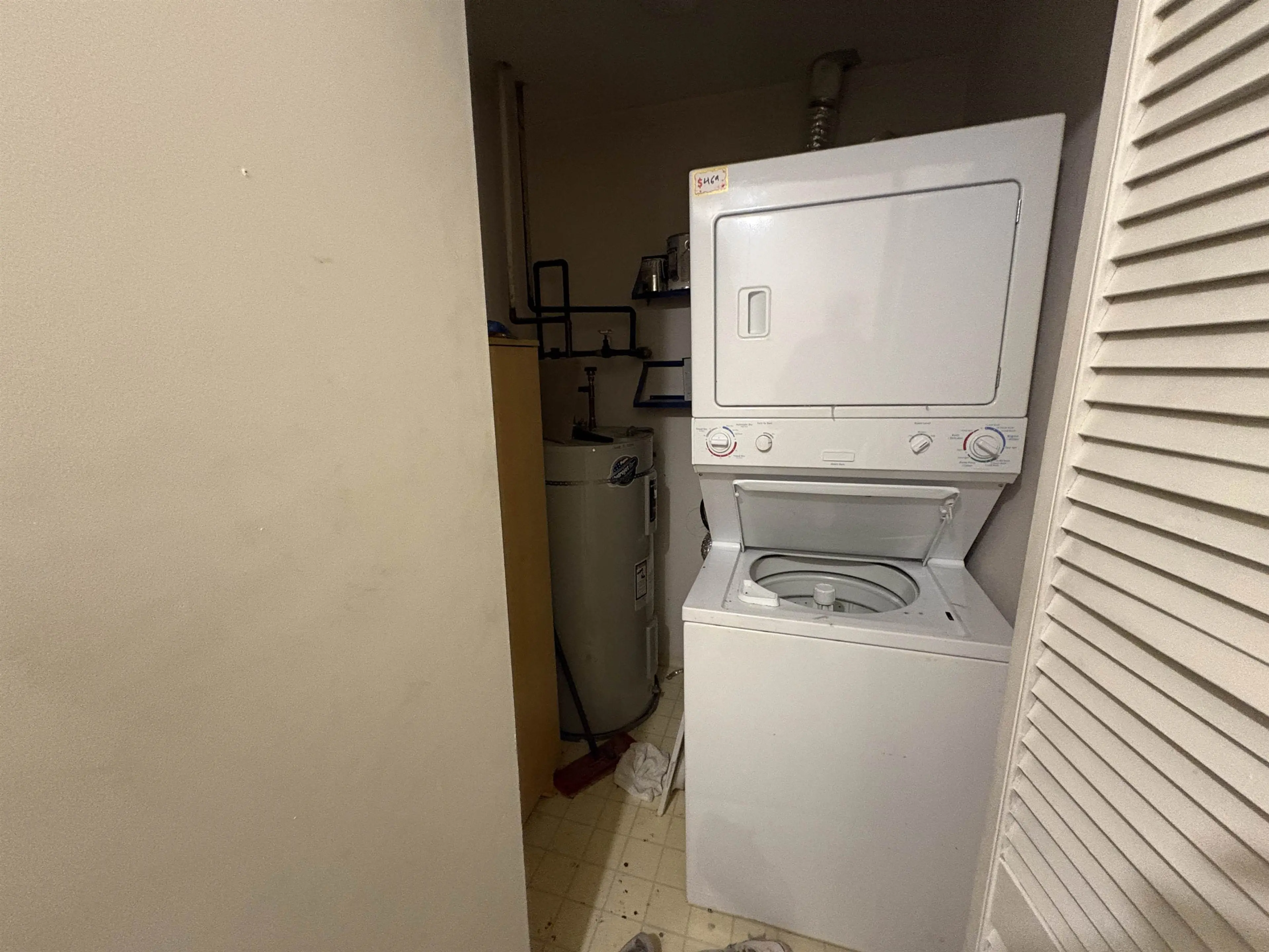 Property at #305 1035 AUCKLAND STREET, New Westminster, BC