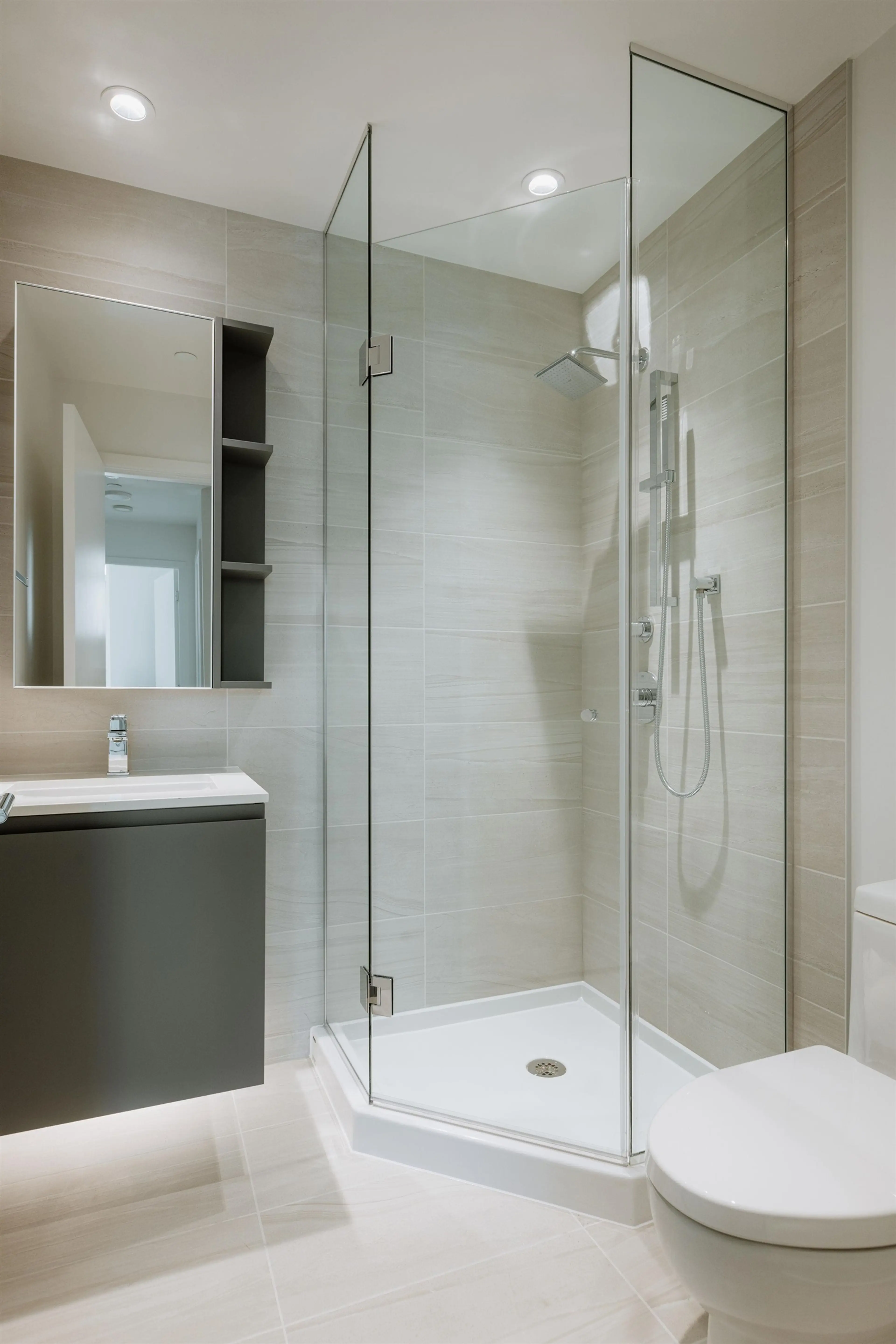 Property at #833 6300 MINORU BOULEVARD, Richmond, BC