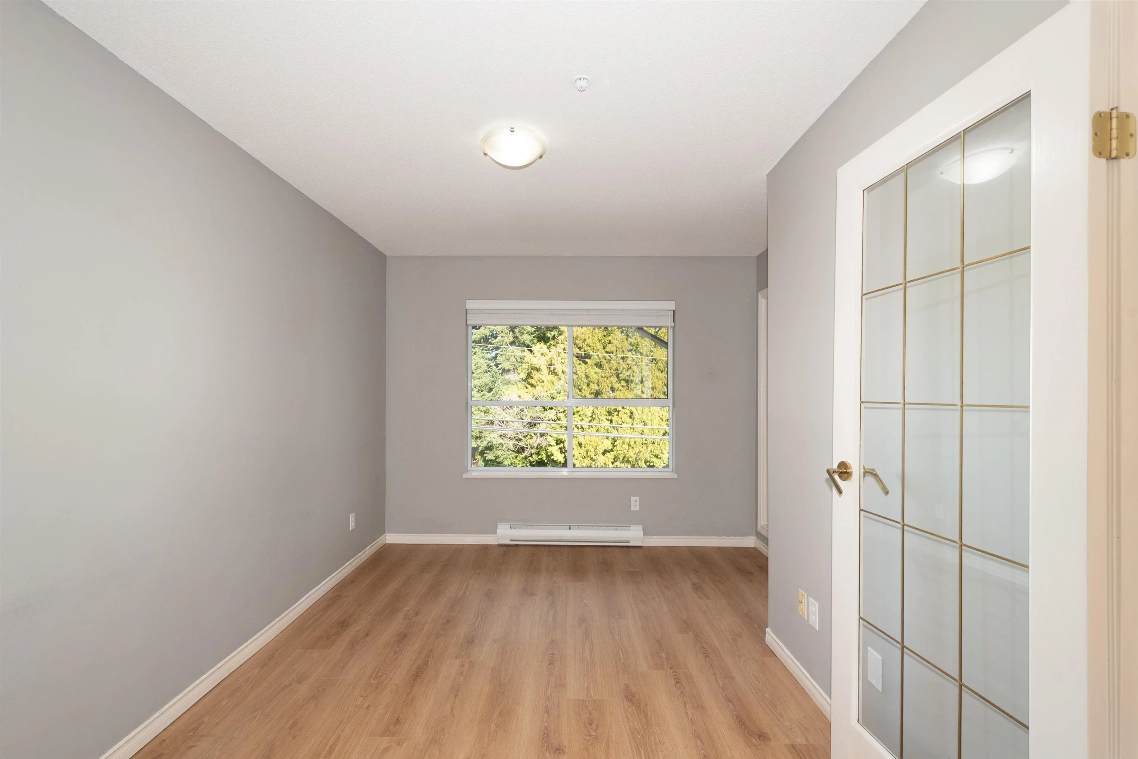 Property at #311 15272 20 AVENUE, Surrey, BC