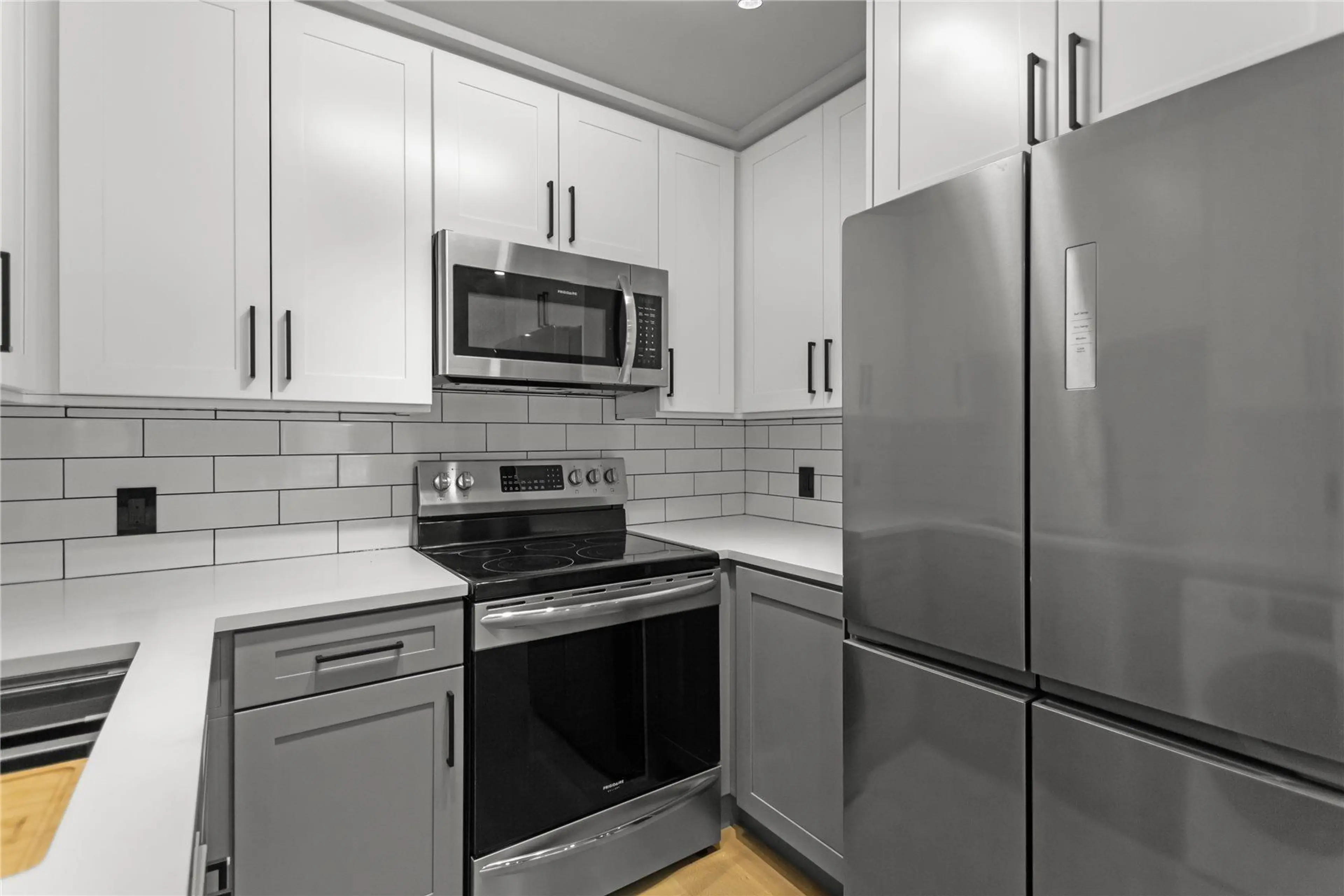 Property at #201 1948 COQUITLAM AVENUE, Port Coquitlam, BC