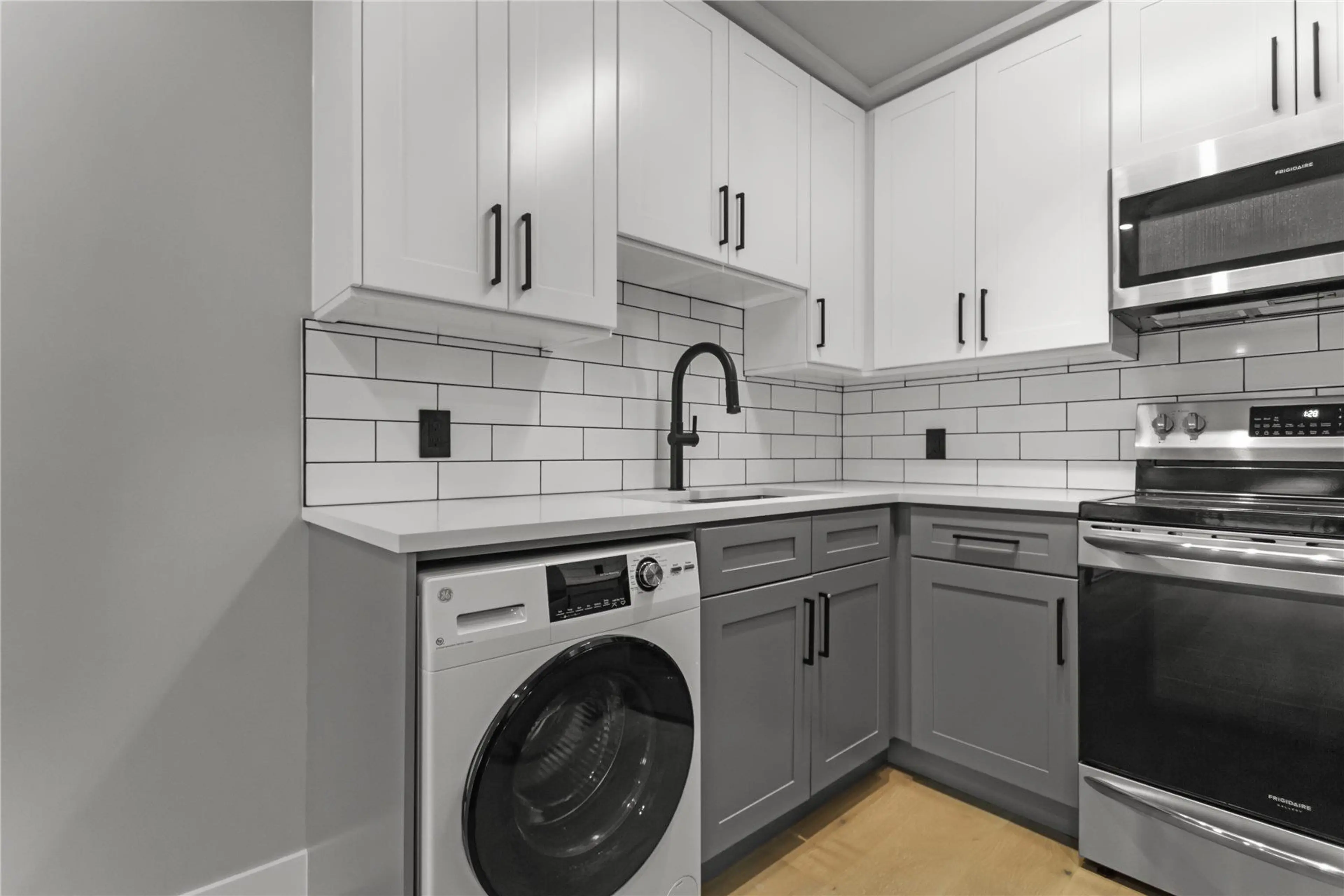 Property at #201 1948 COQUITLAM AVENUE, Port Coquitlam, BC