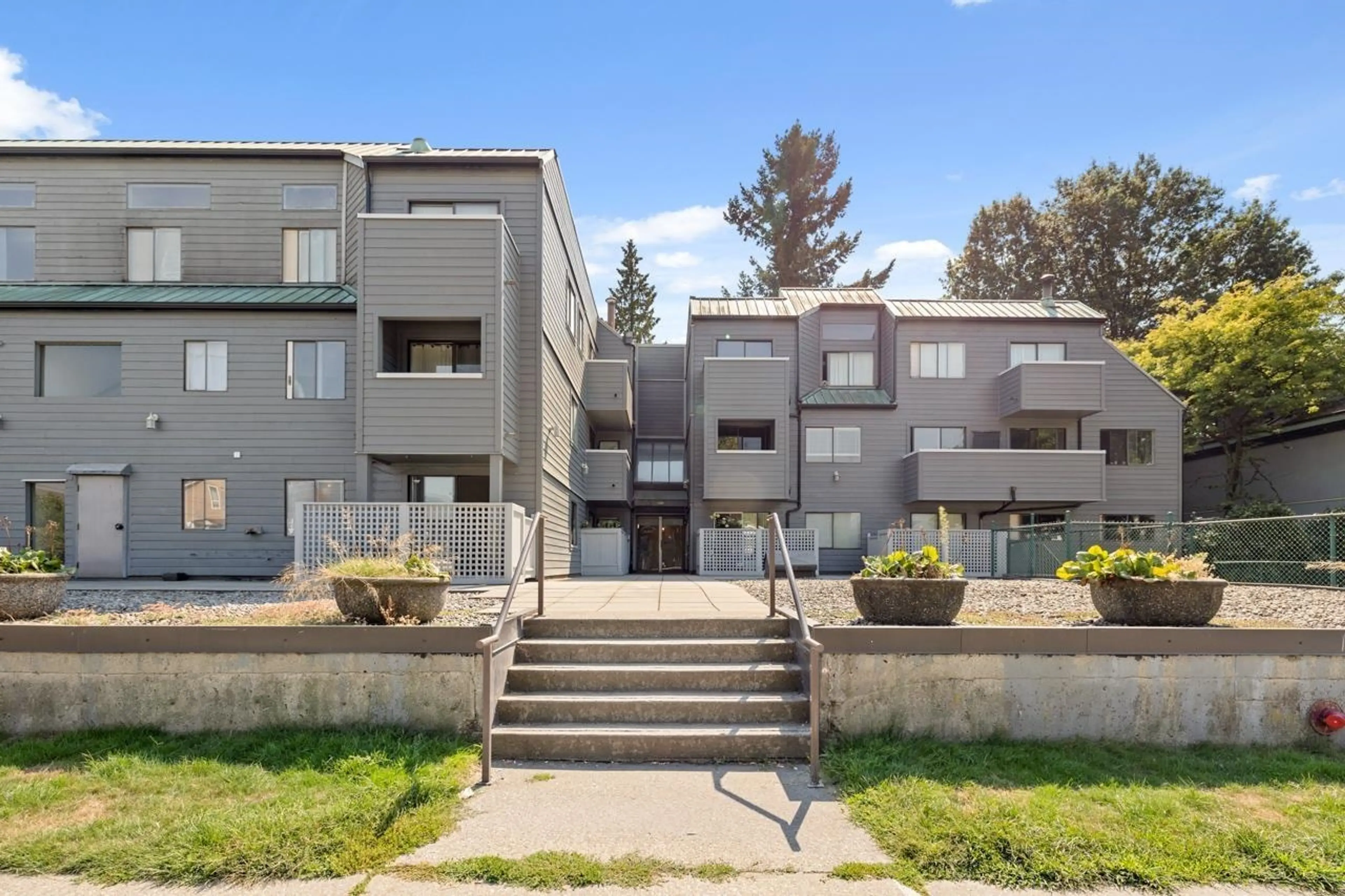 Property at #201 1948 COQUITLAM AVENUE, Port Coquitlam, BC