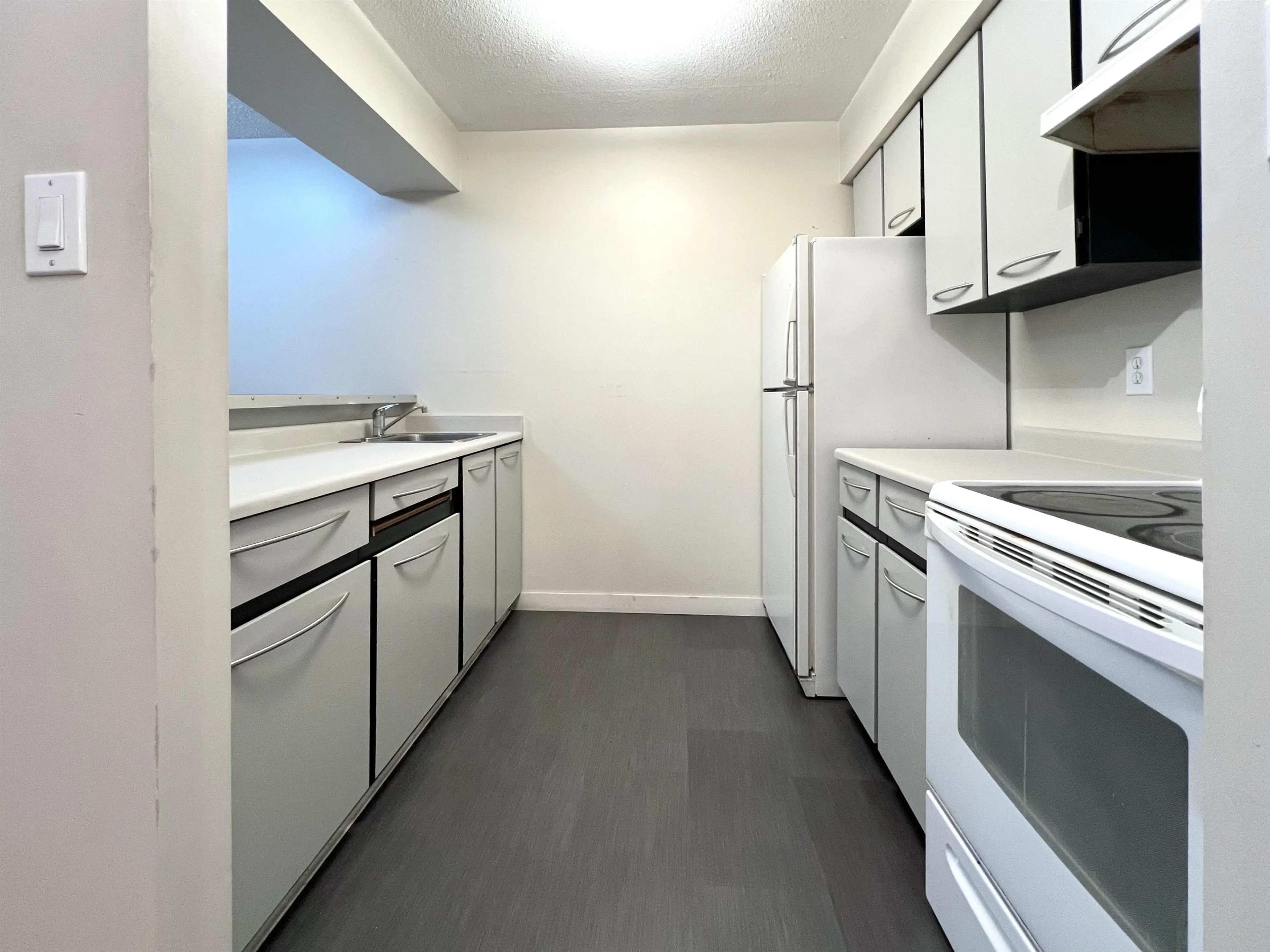 Property at #208 1955 WOODWAY PLACE, Burnaby, BC