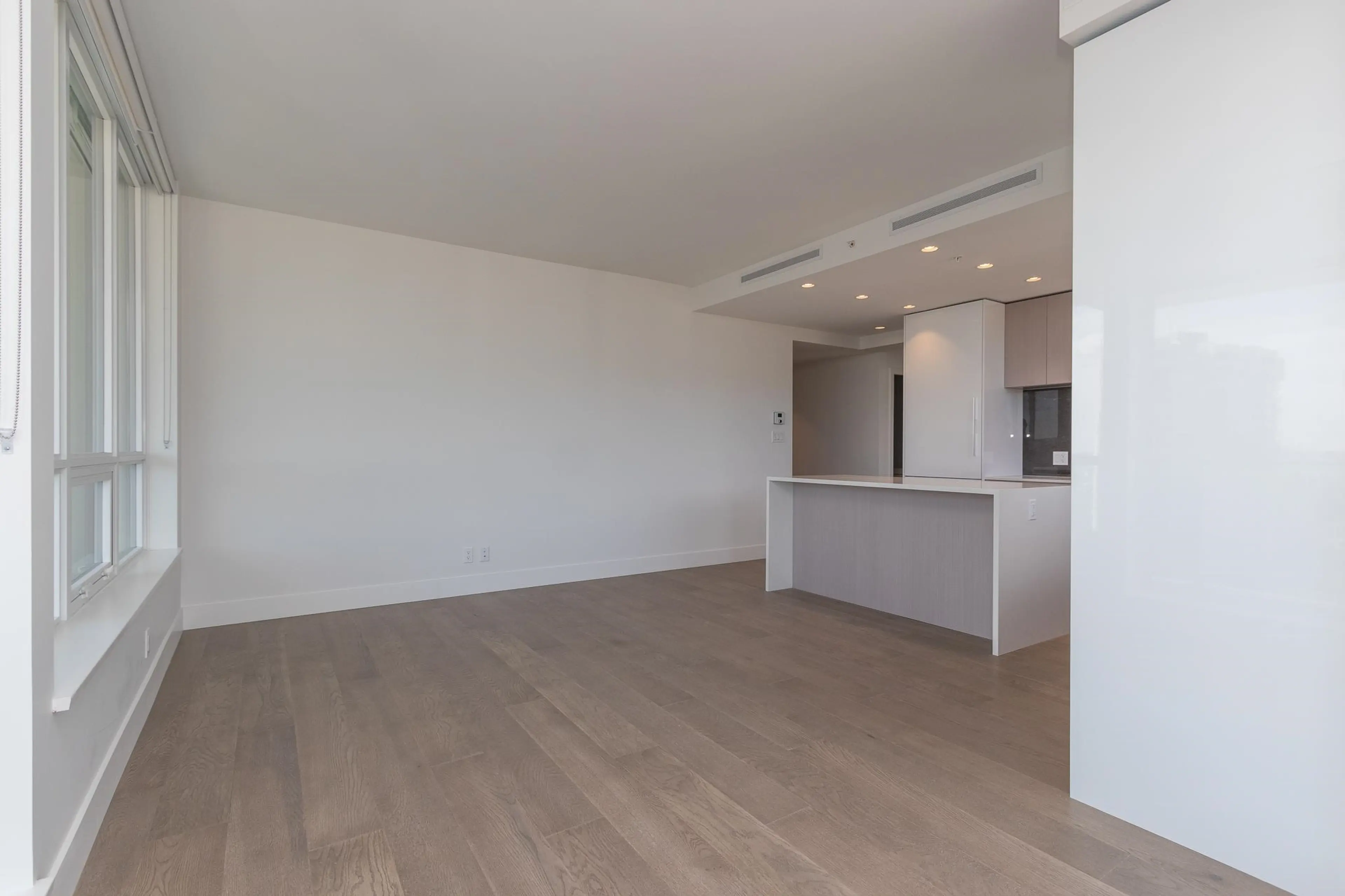 Property at #1701 1632 LIONS GATE LANE, North Vancouver, BC