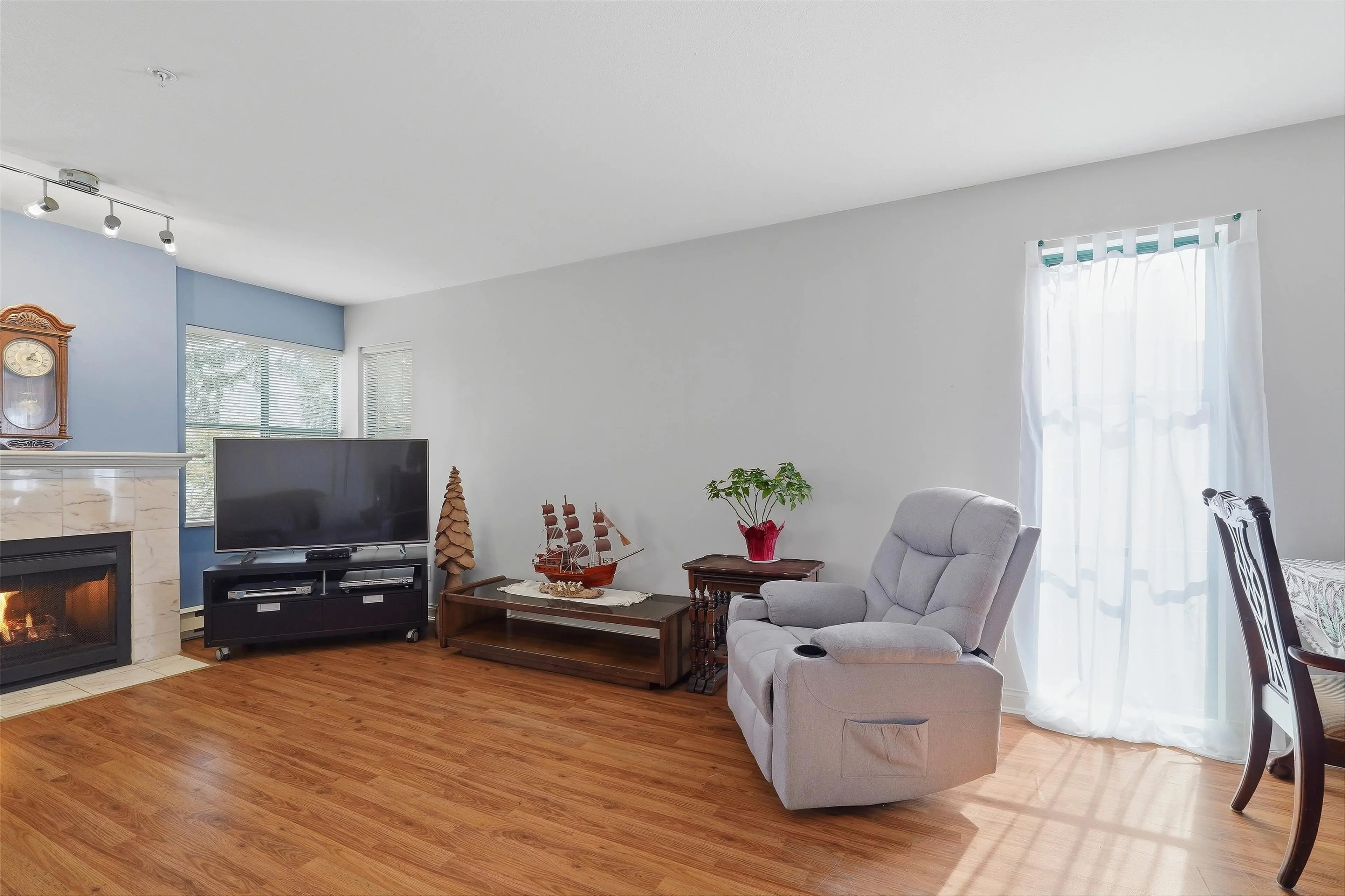 Property at #203 5550 14B AVENUE, Delta, BC