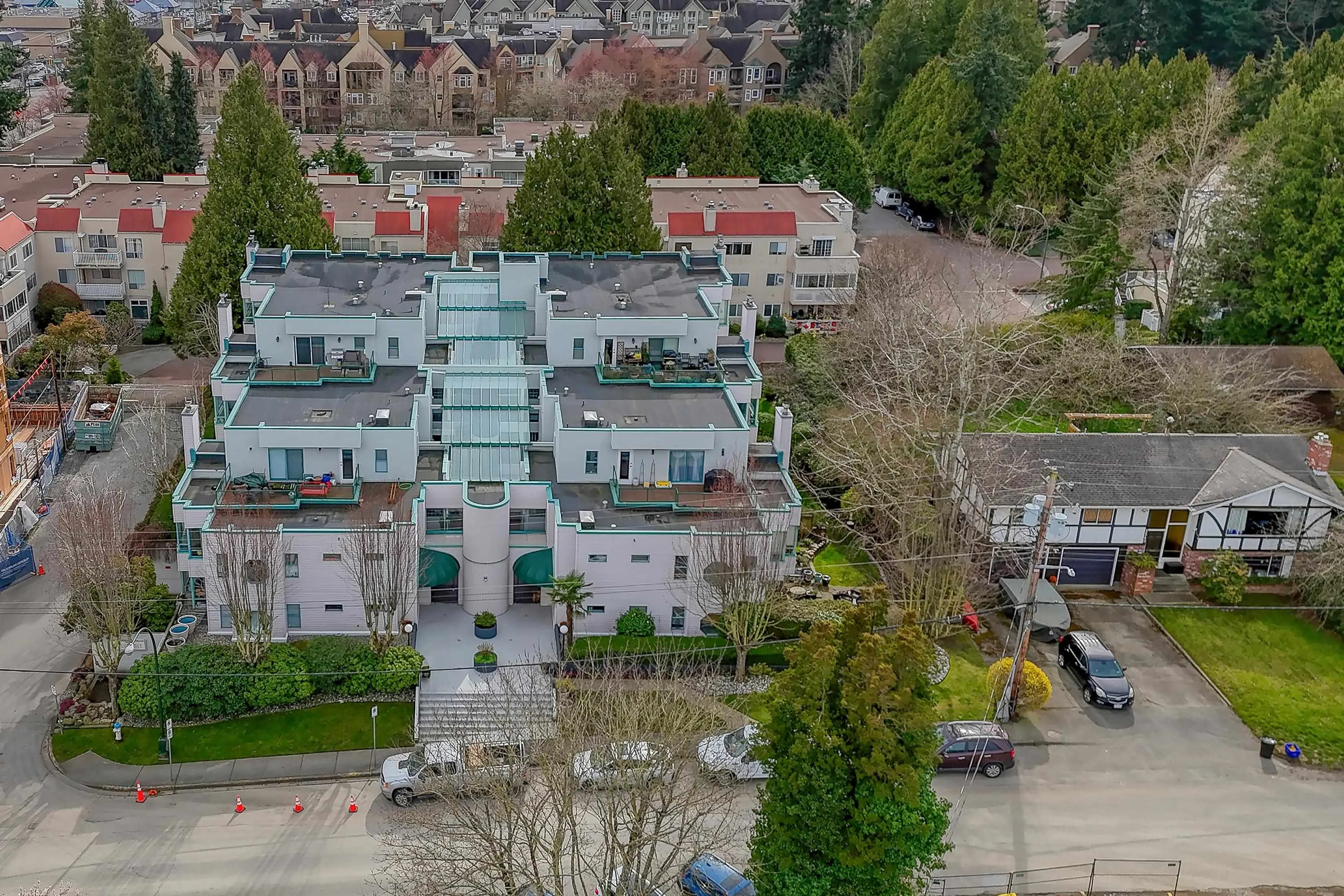 Property at #203 5550 14B AVENUE, Delta, BC