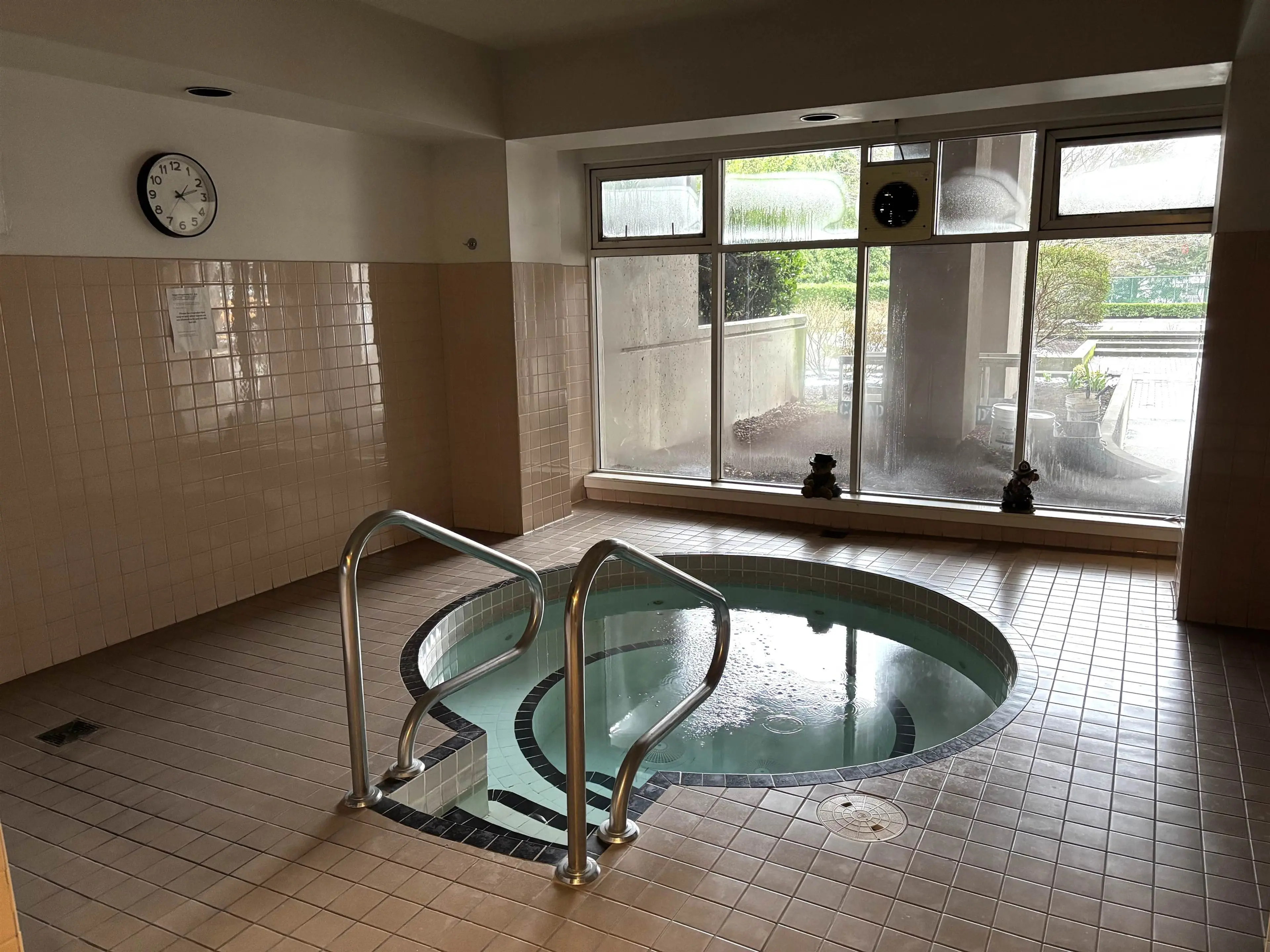 Property at #1007 9633 MANCHESTER DRIVE, Burnaby, BC