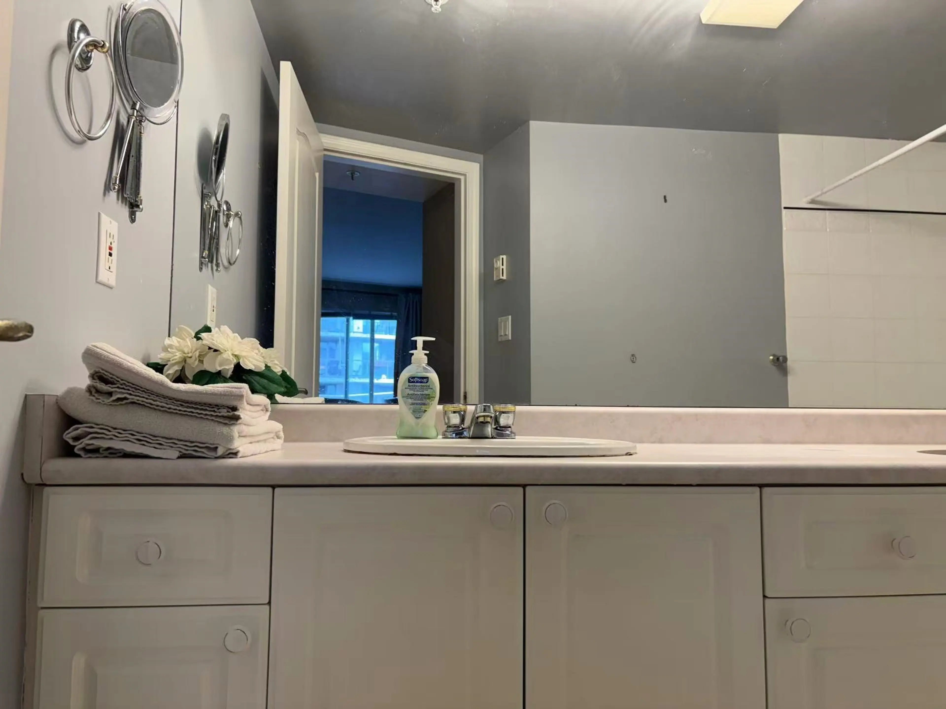 Property at #412 5880 DOVER CRESCENT, Richmond, BC